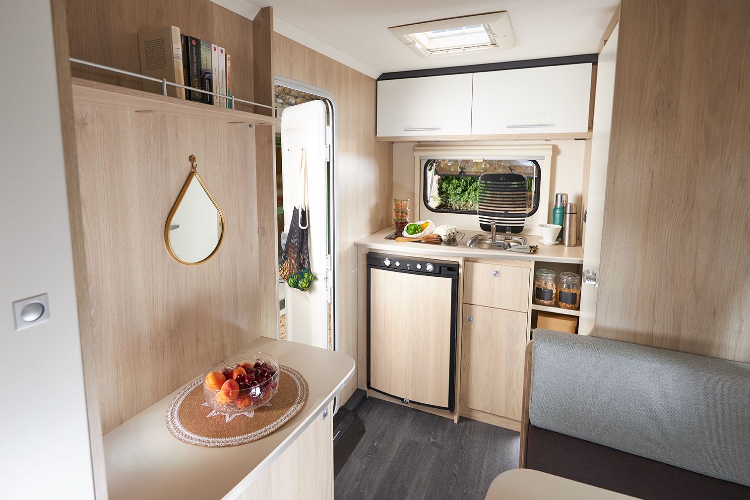 Sterckeman Easy 420CP Trailer