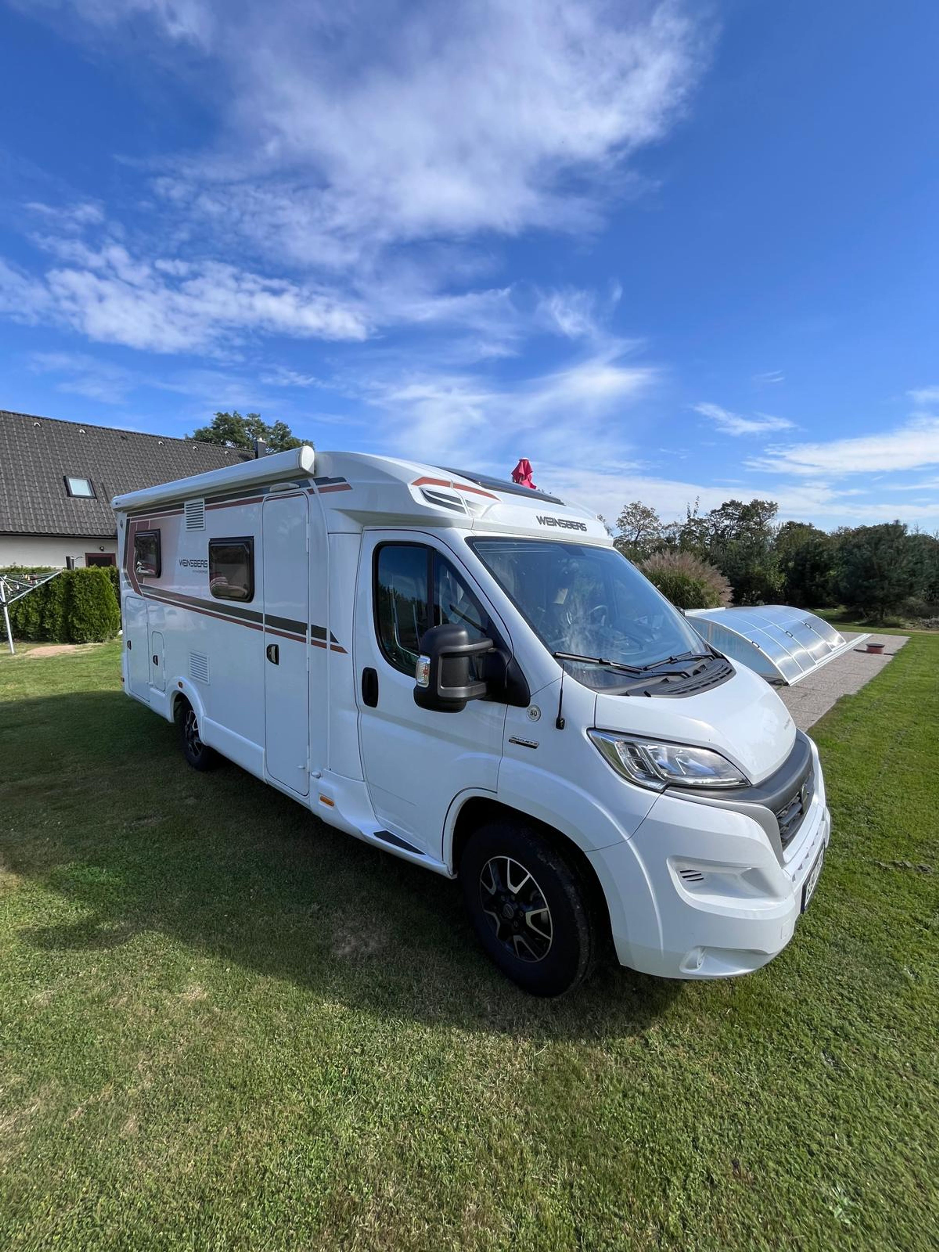 main caravan image