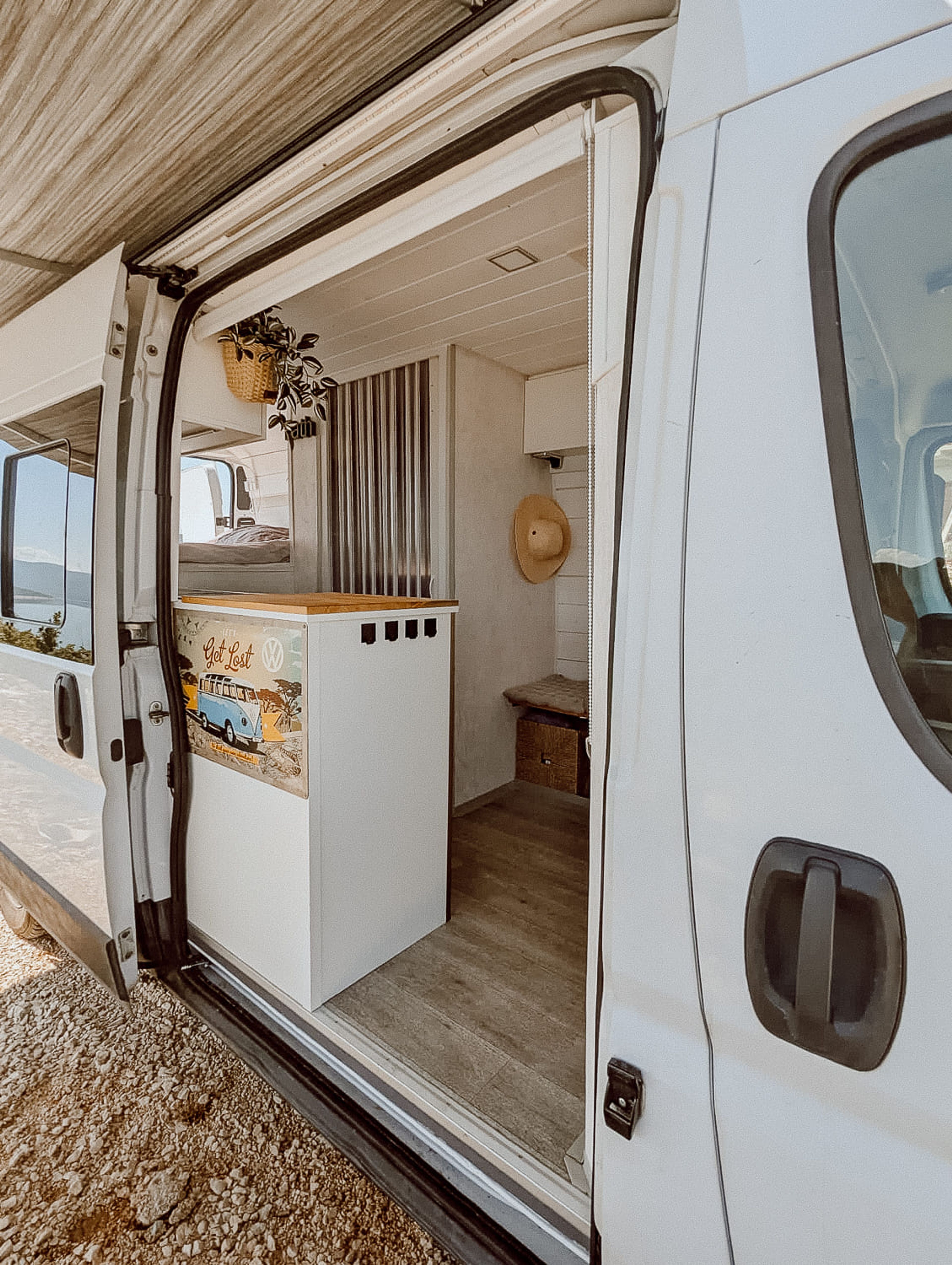 main caravan image