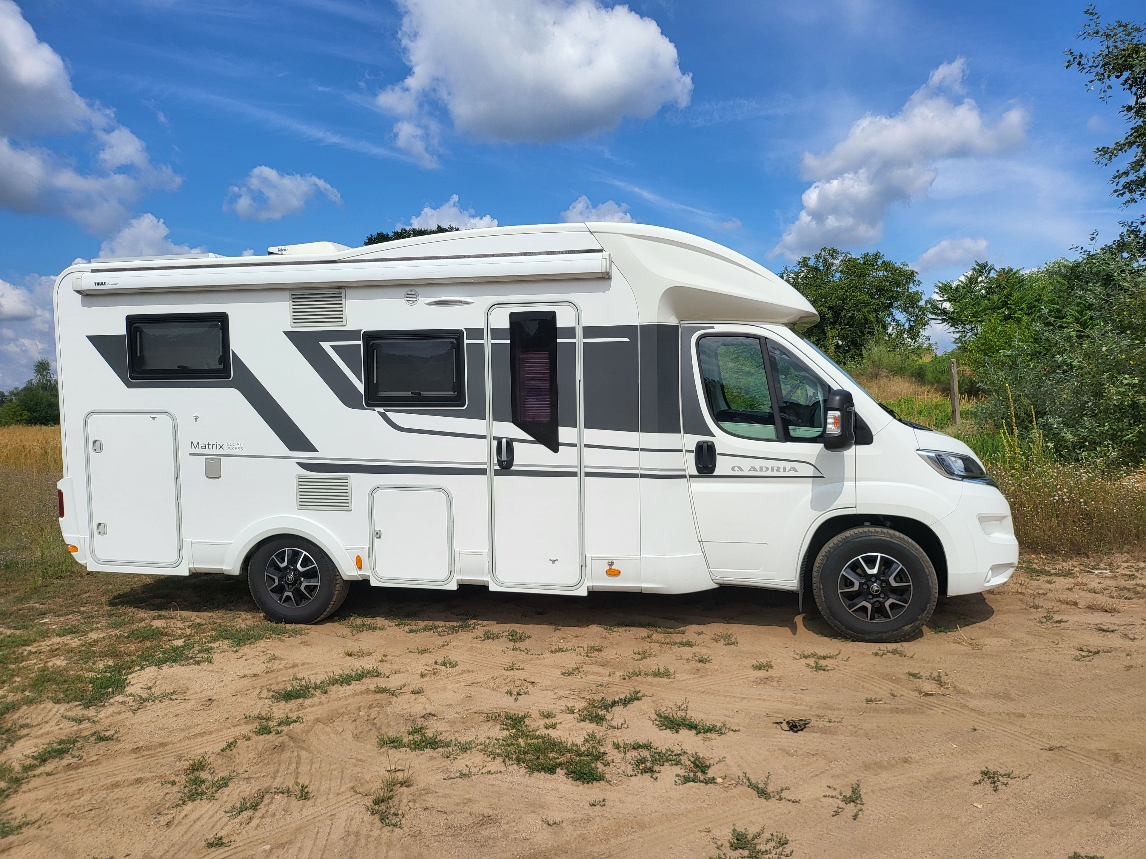 main caravan image
