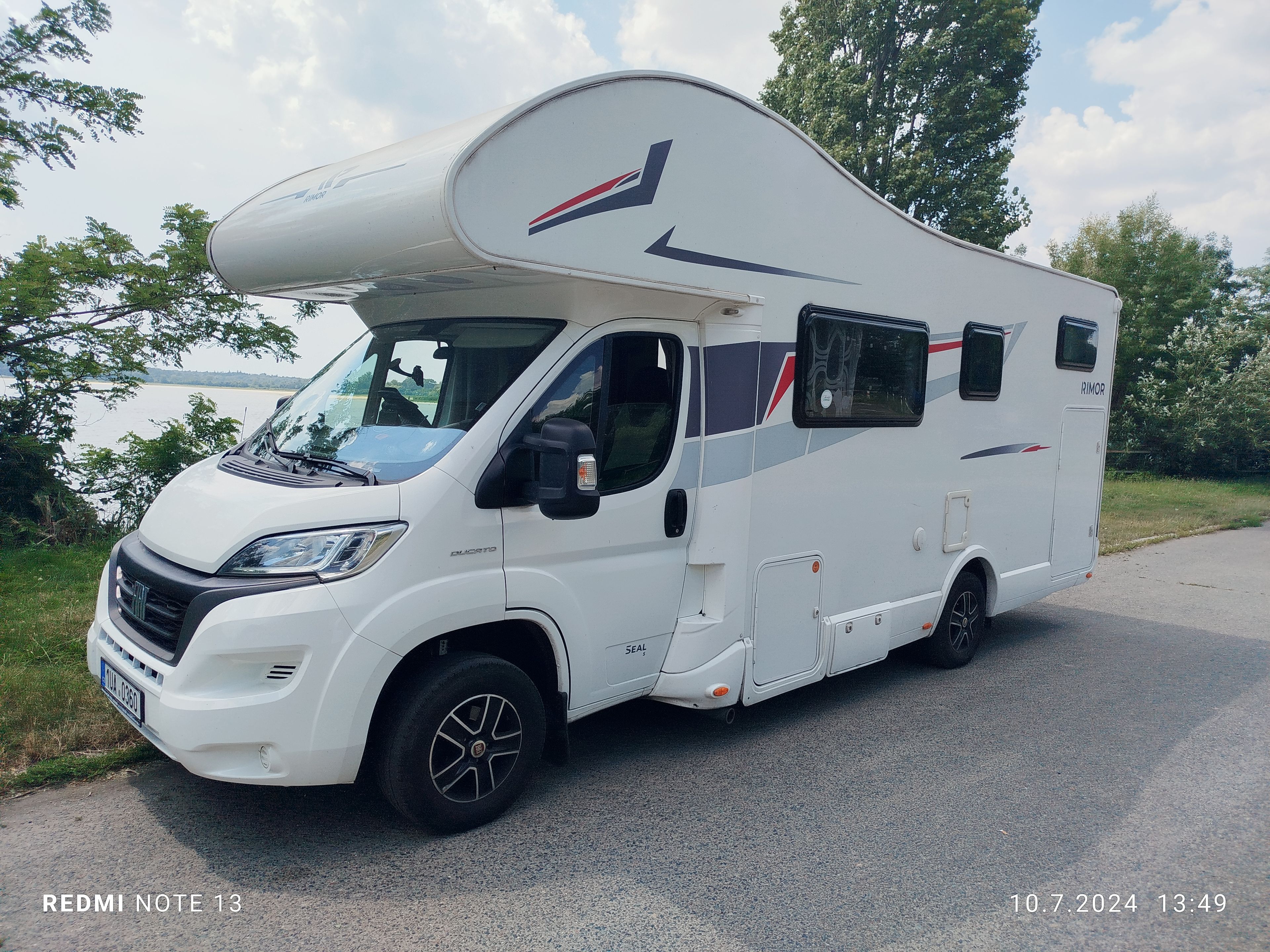main caravan image