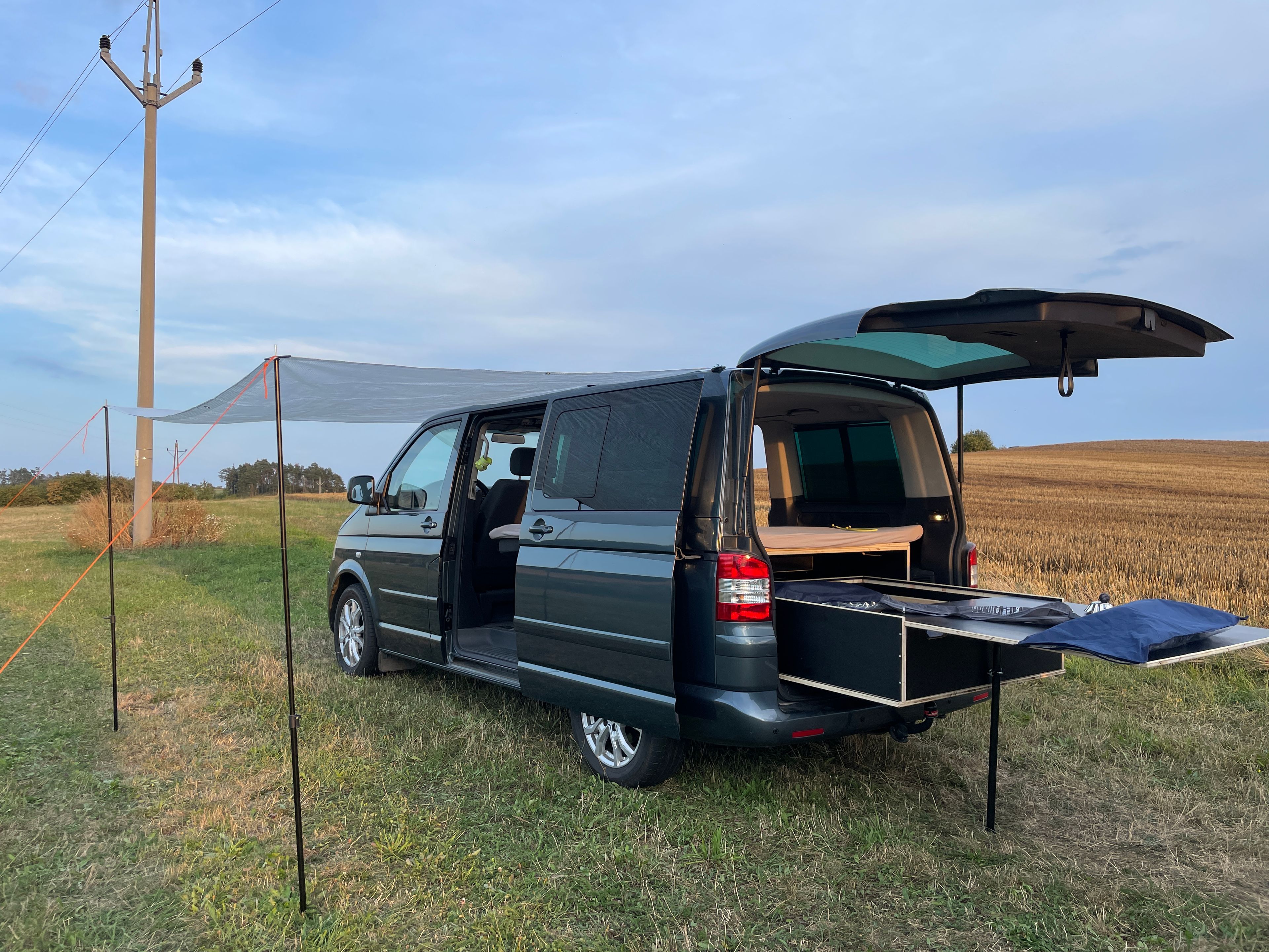 main caravan image