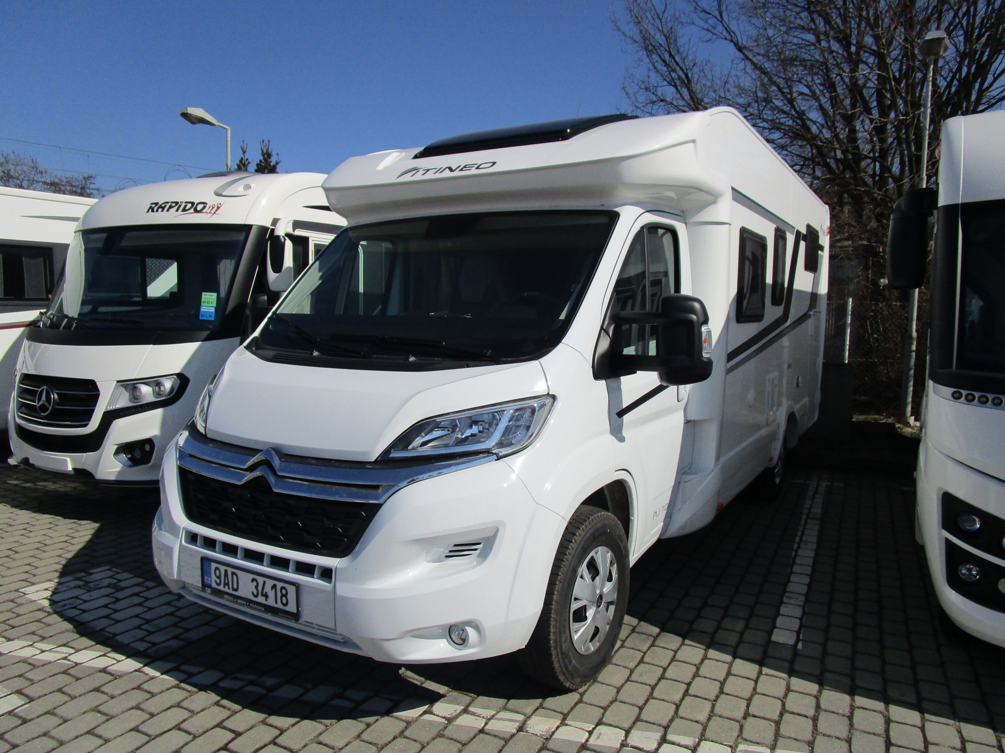 main caravan image