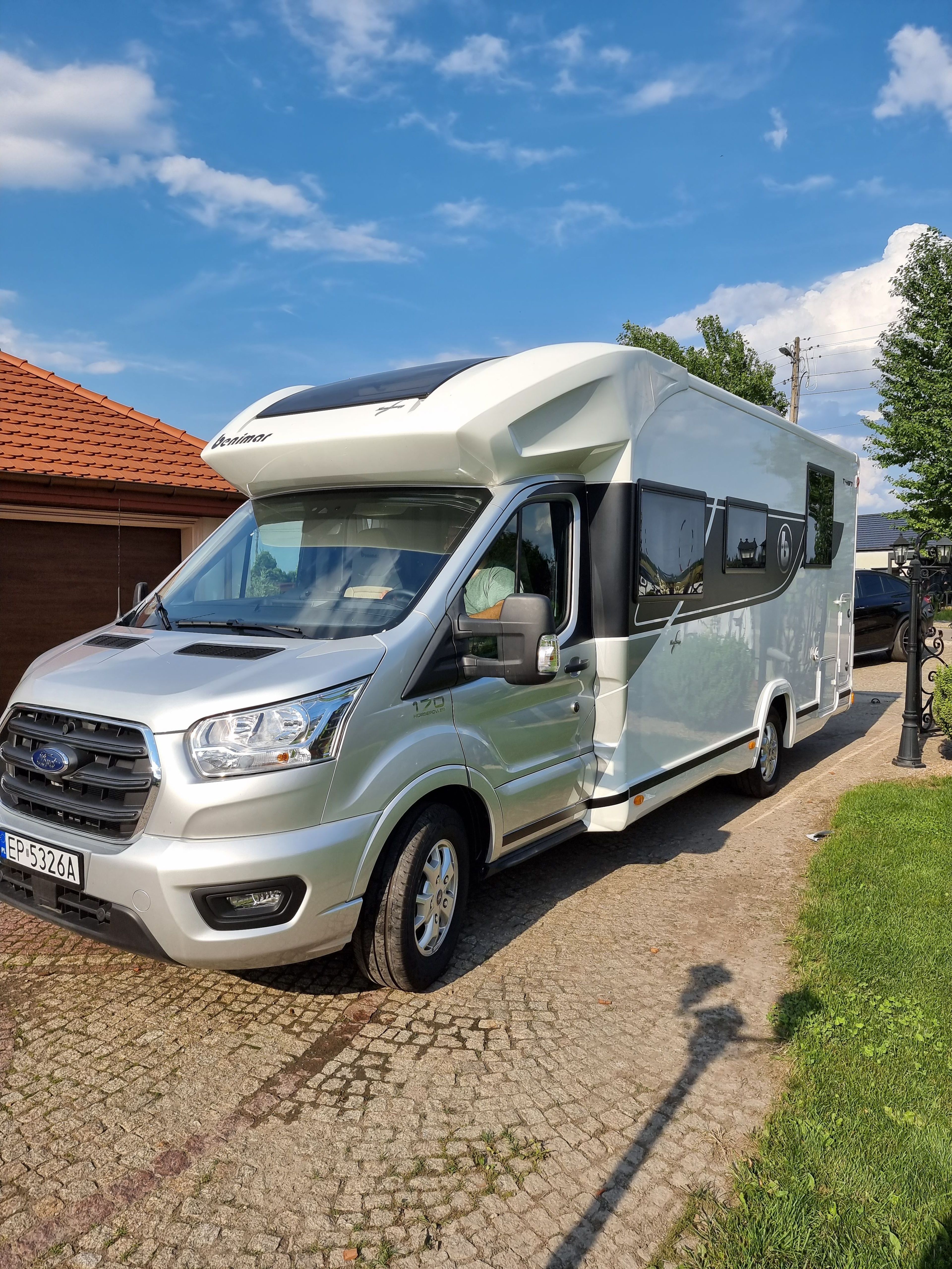 main caravan image
