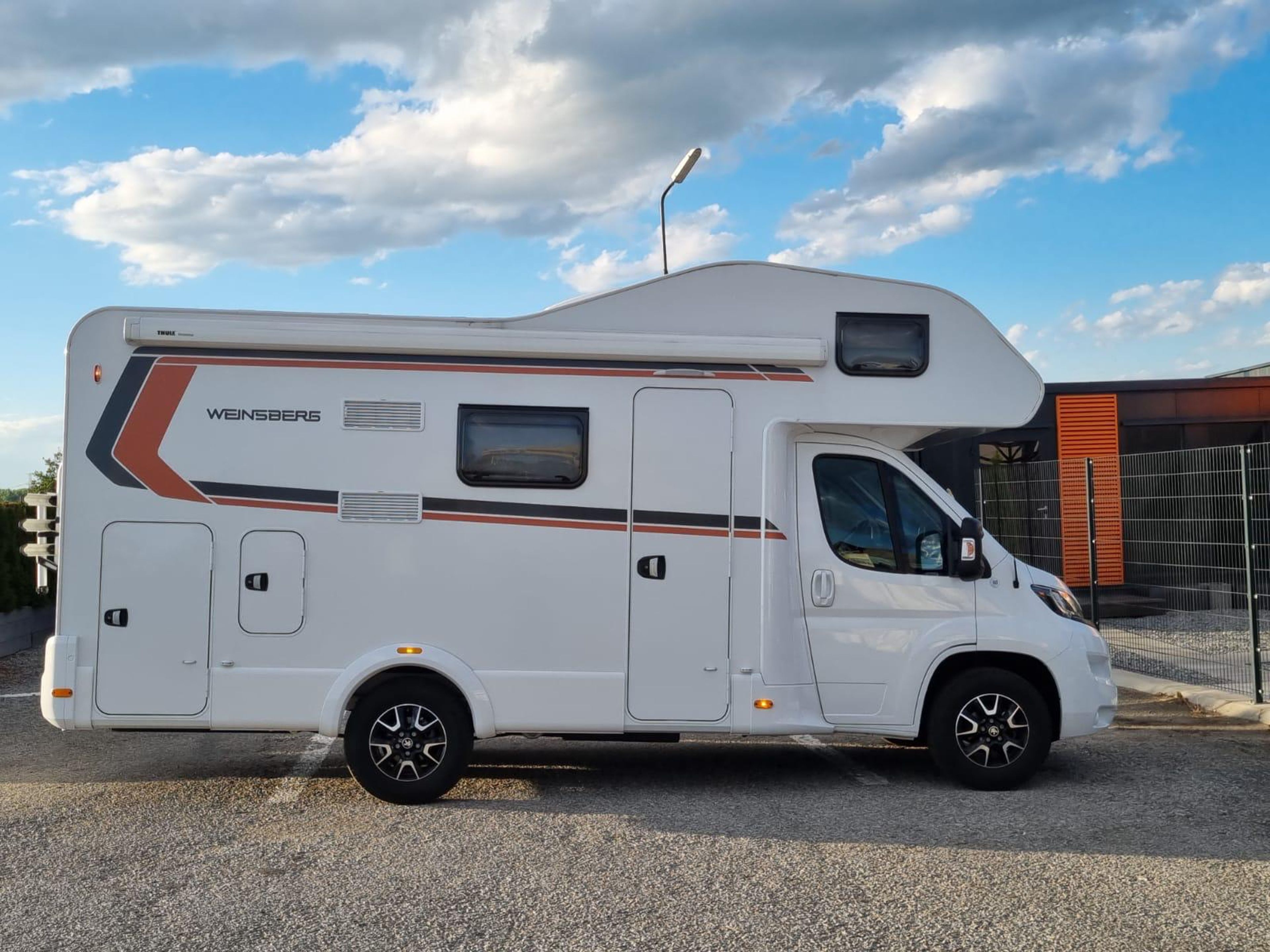 main caravan image