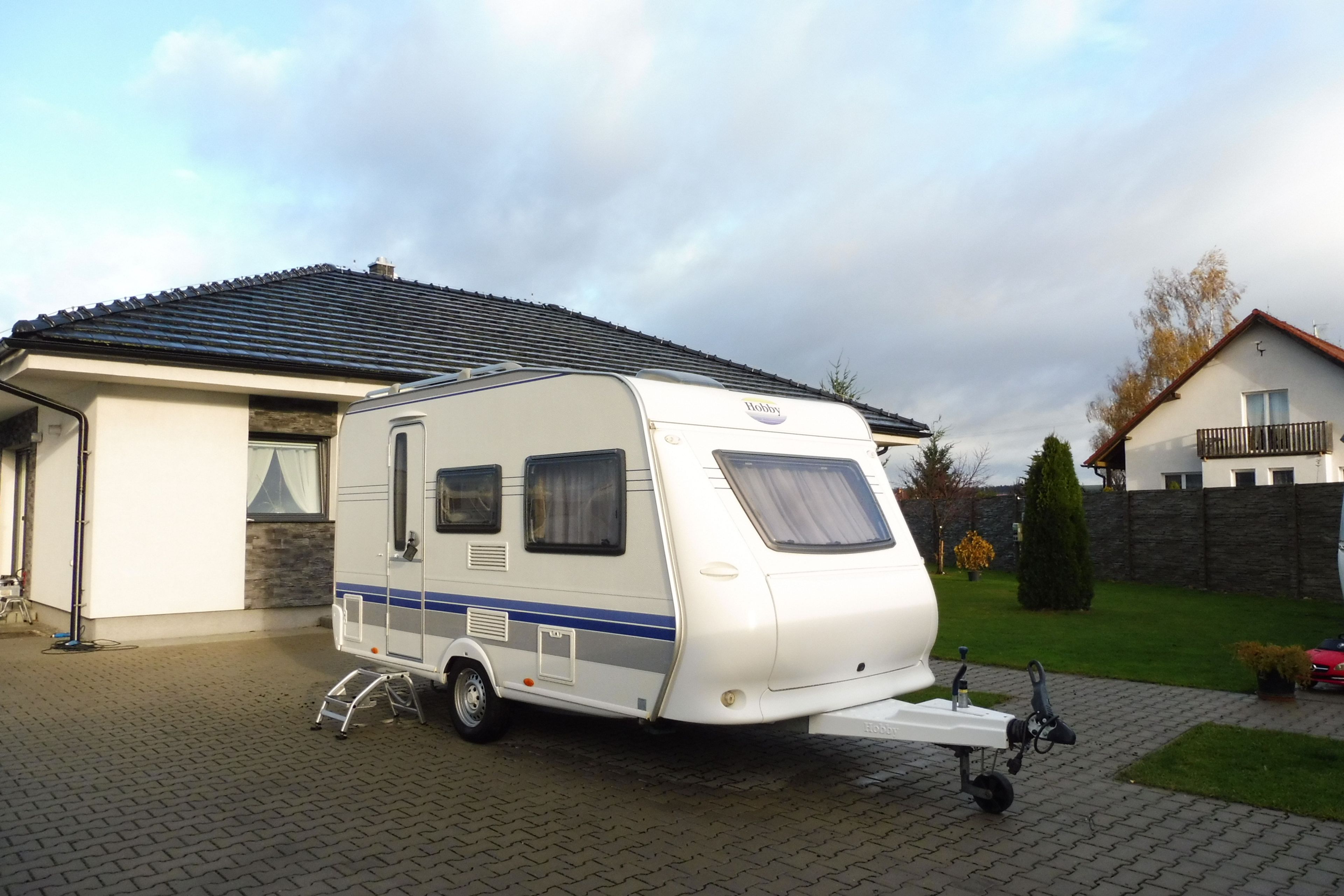 main caravan image