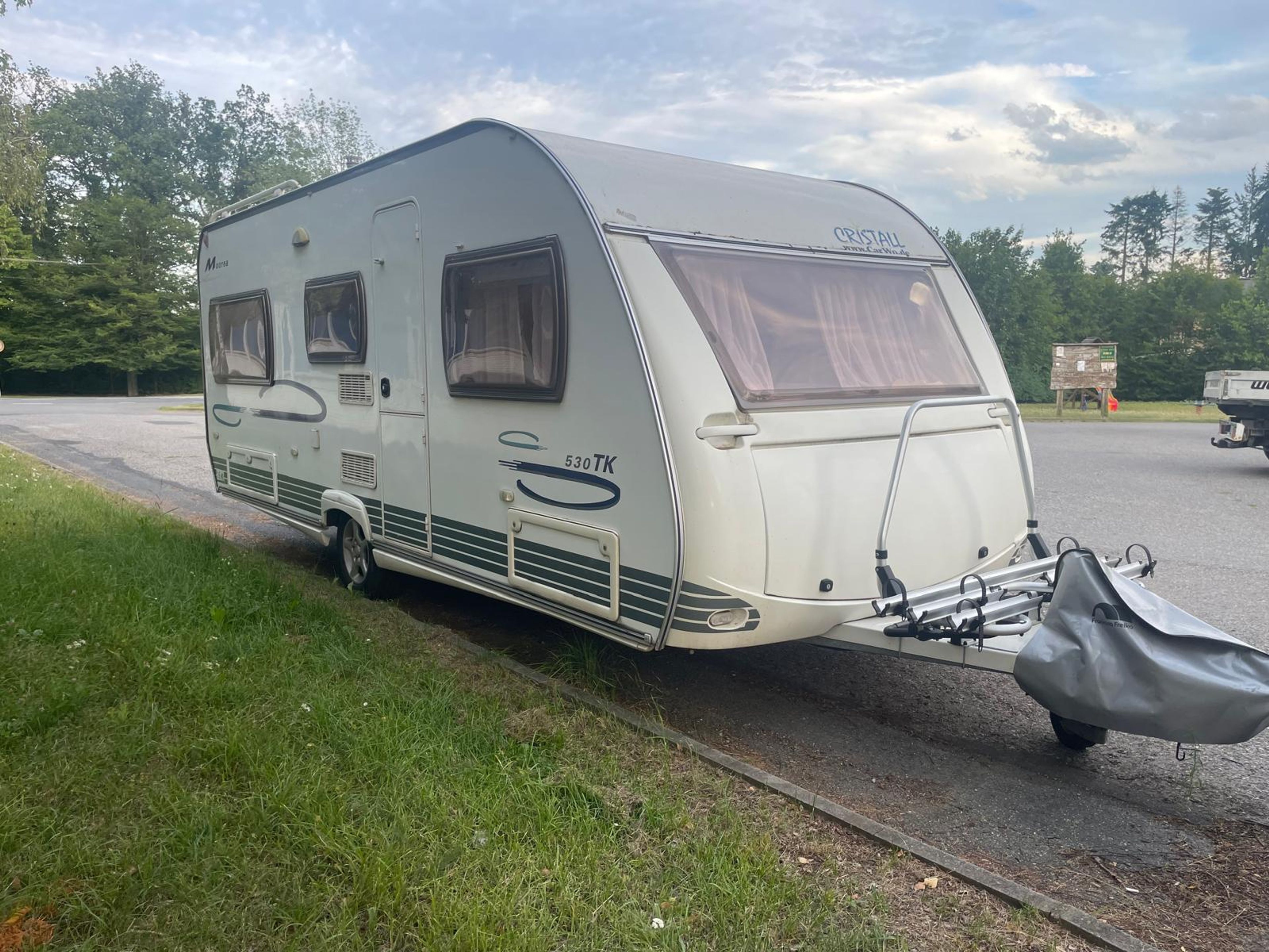 main caravan image