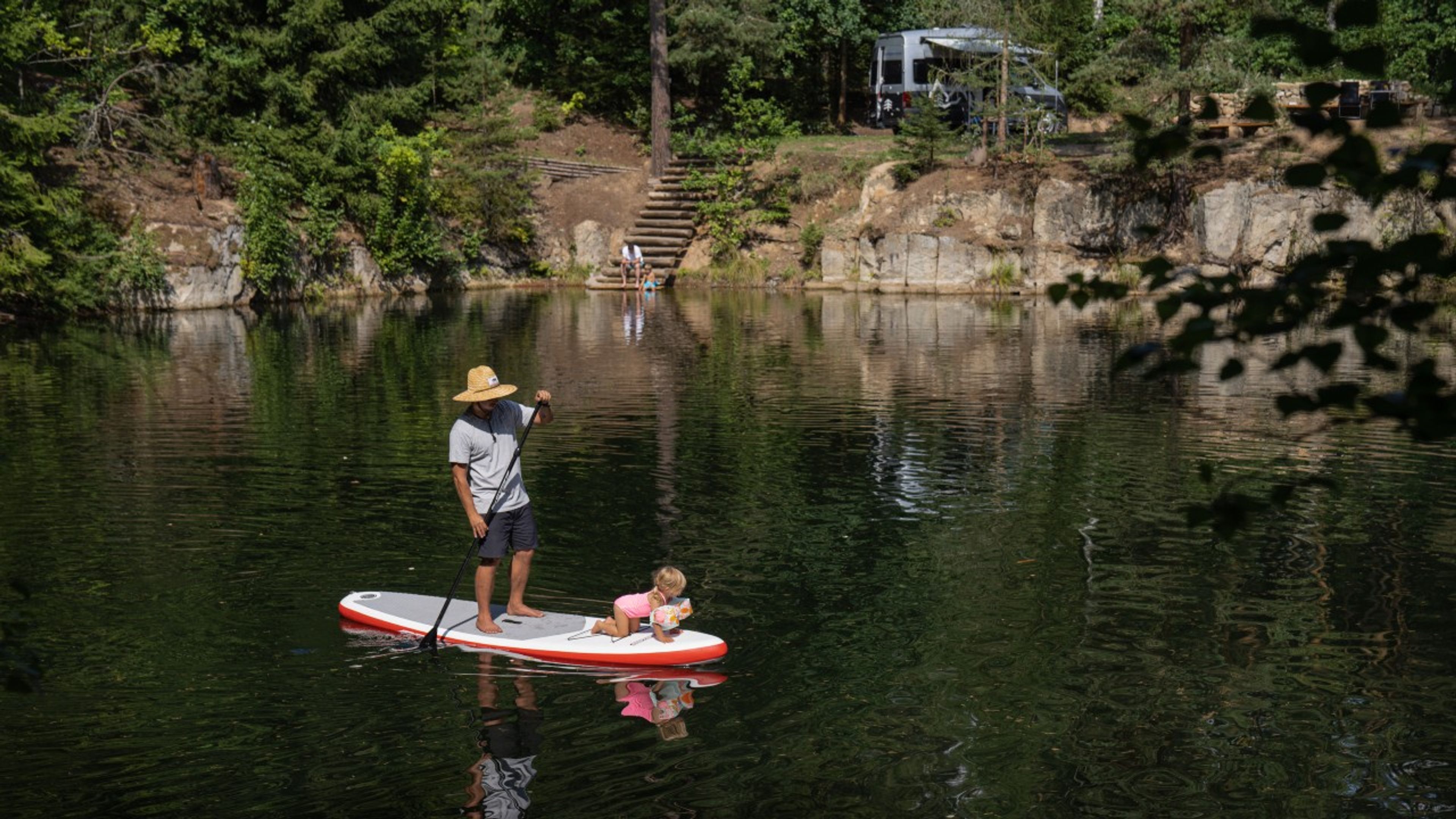 Do sezónní nabídky patří i půjčení paddleboardu