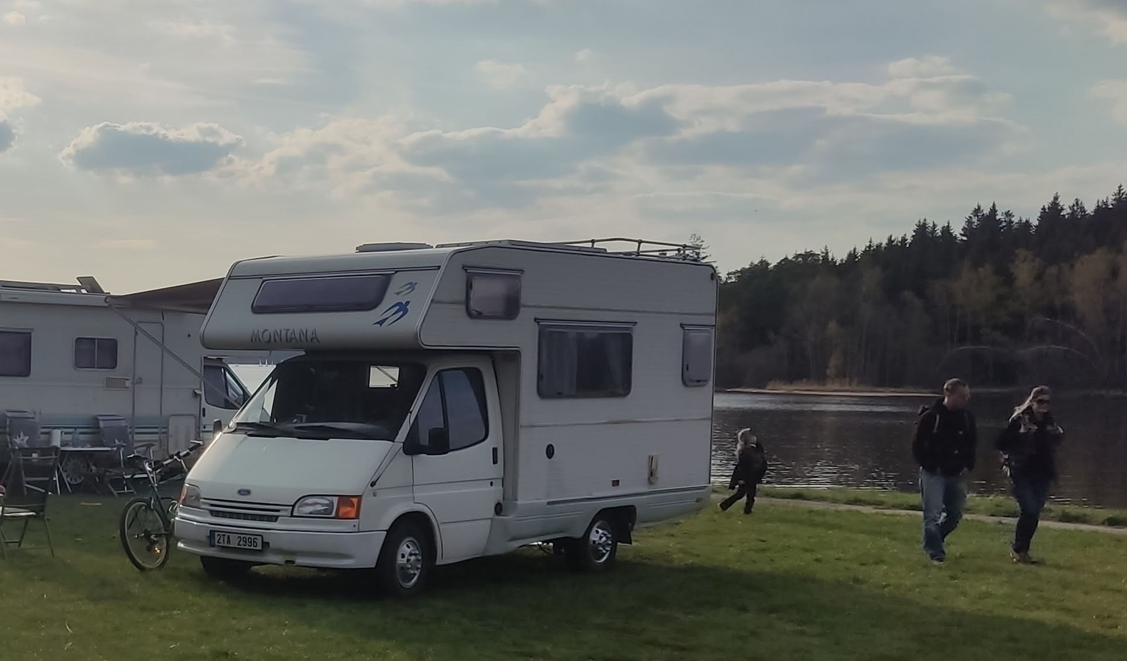 main caravan image