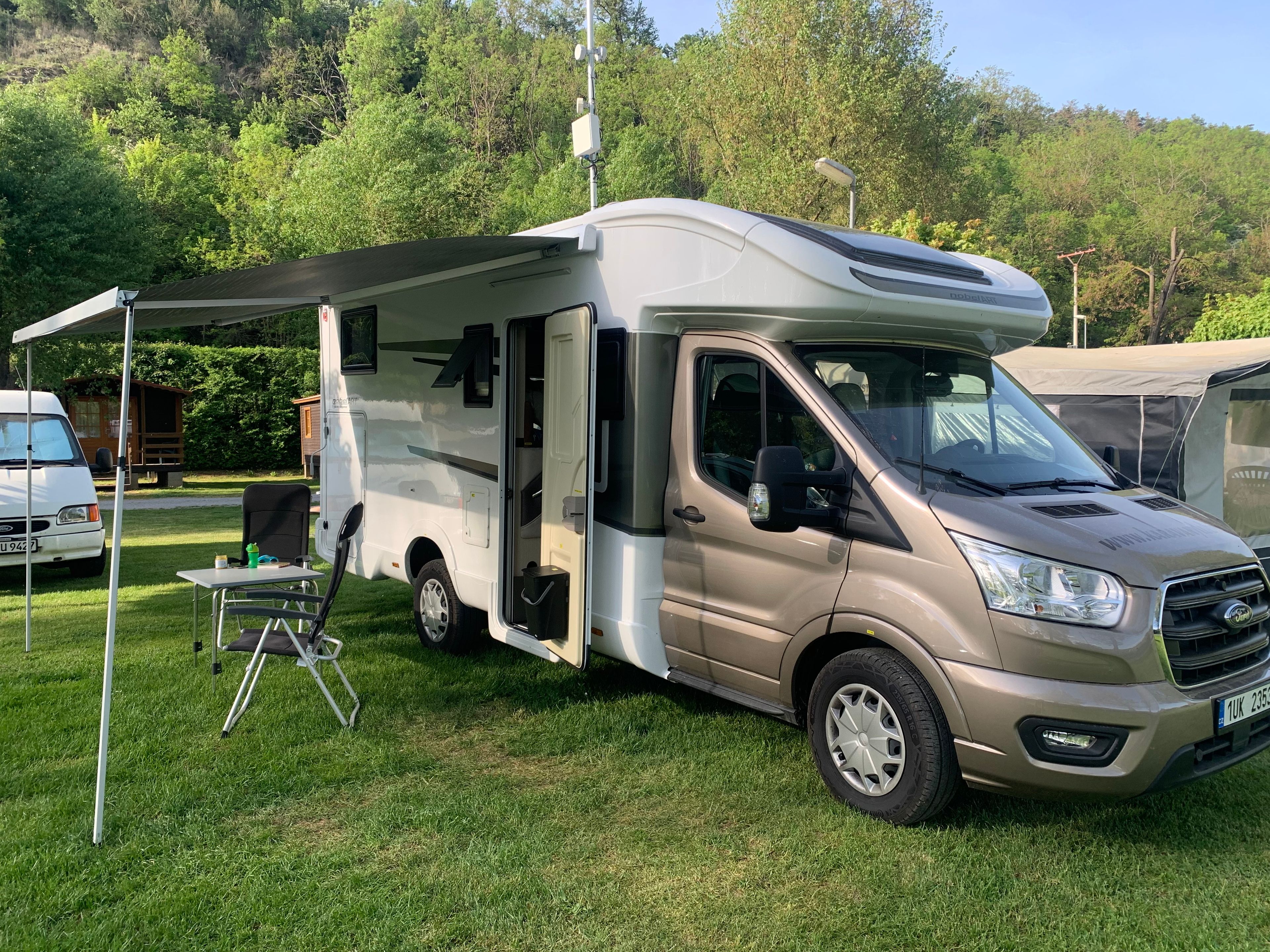main caravan image