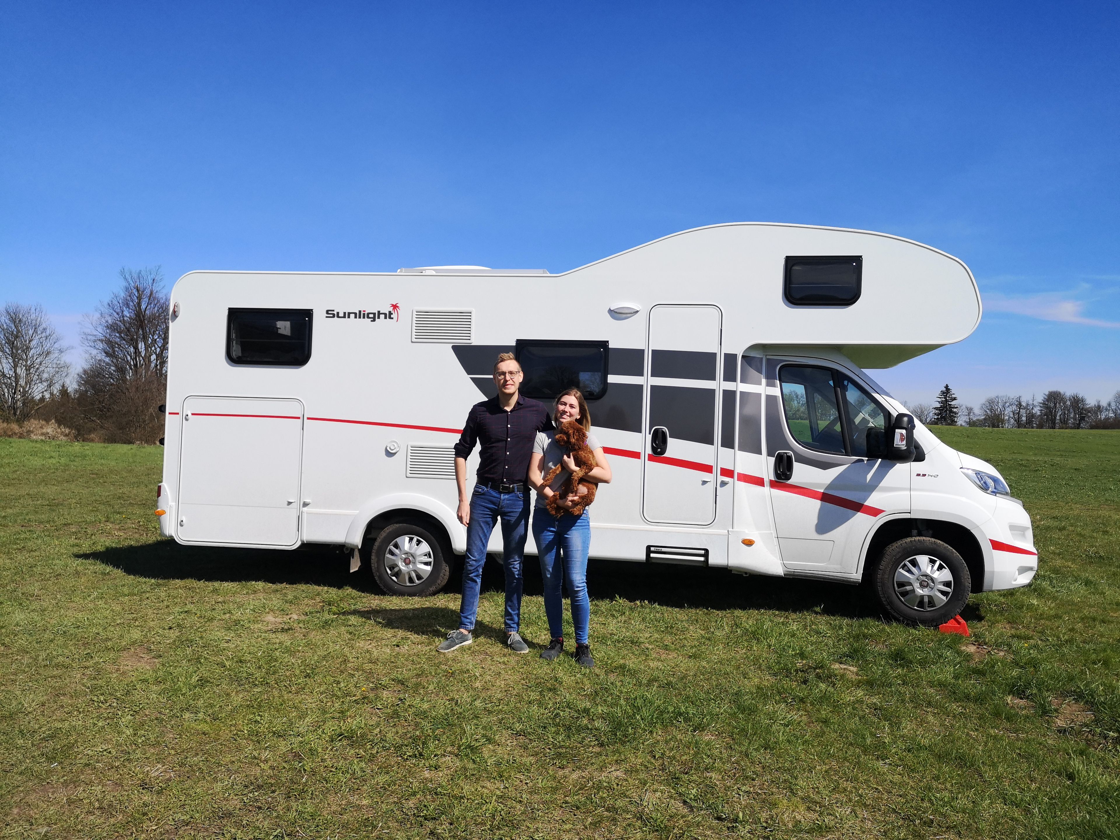 main caravan image
