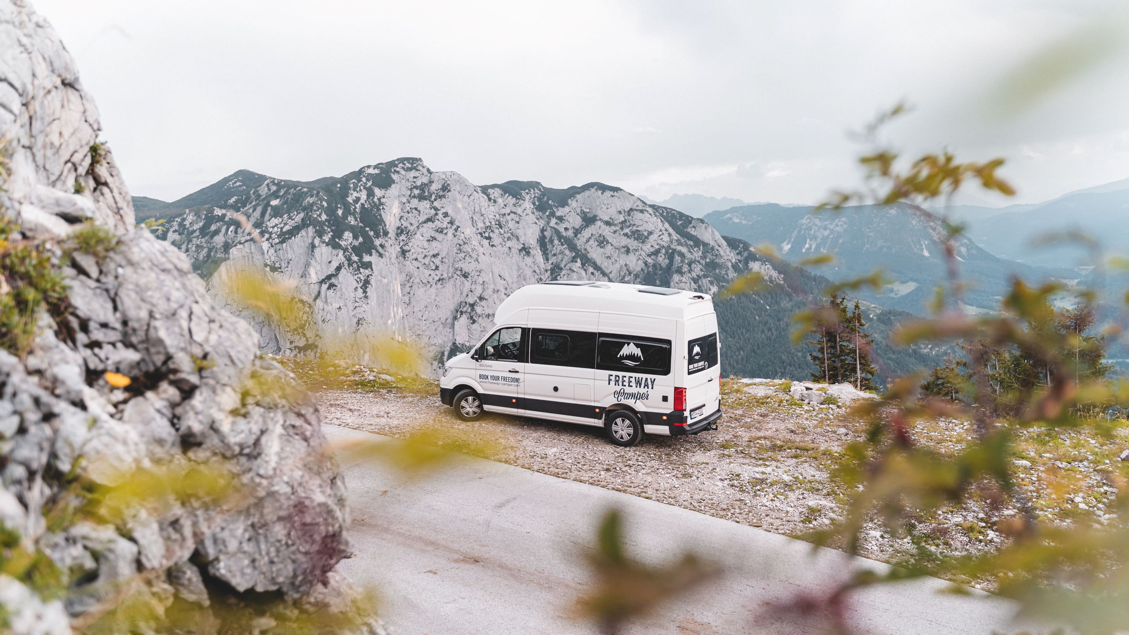 Mit dem VW Grand California in Bergen Österreichs