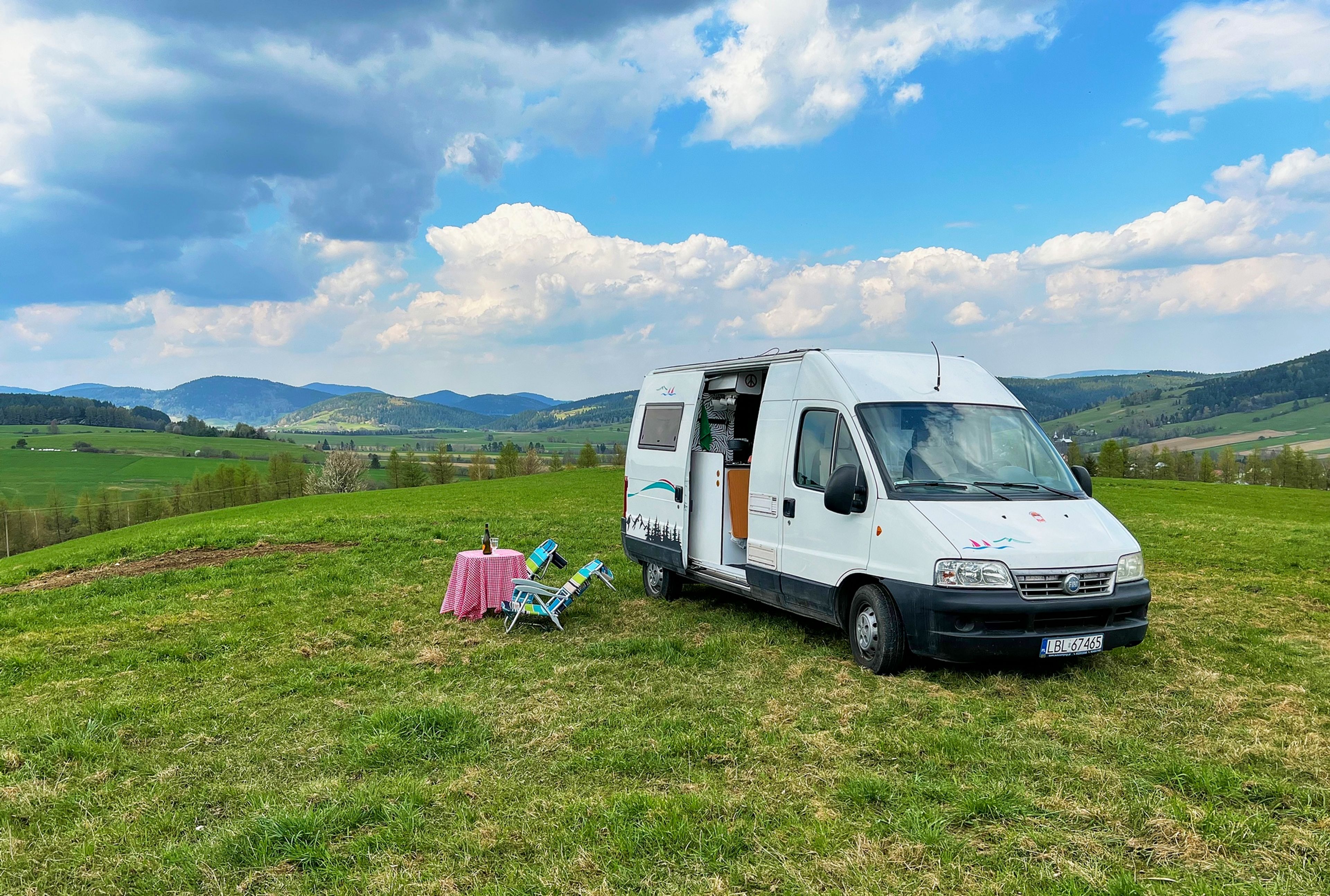 main caravan image