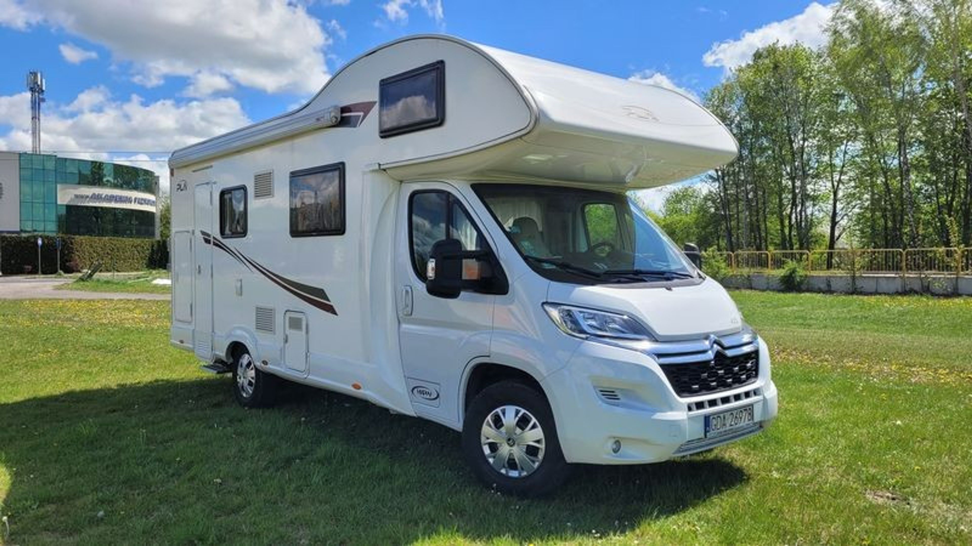 main caravan image