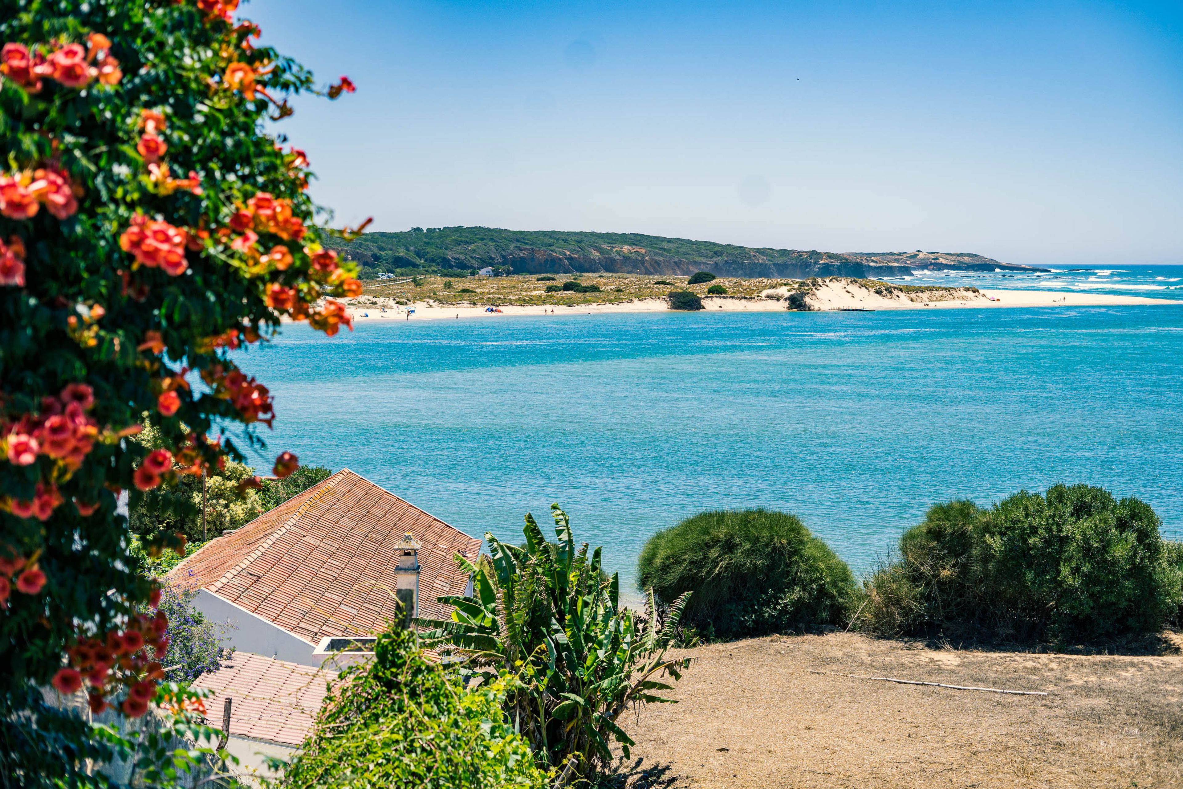 Praia da Furnas