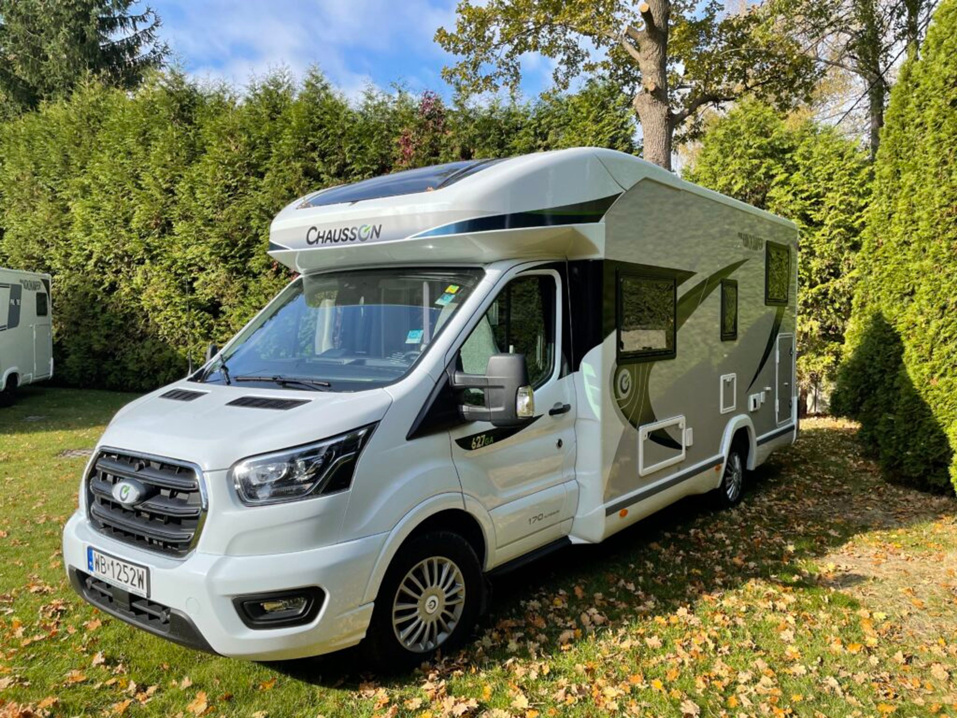 main caravan image