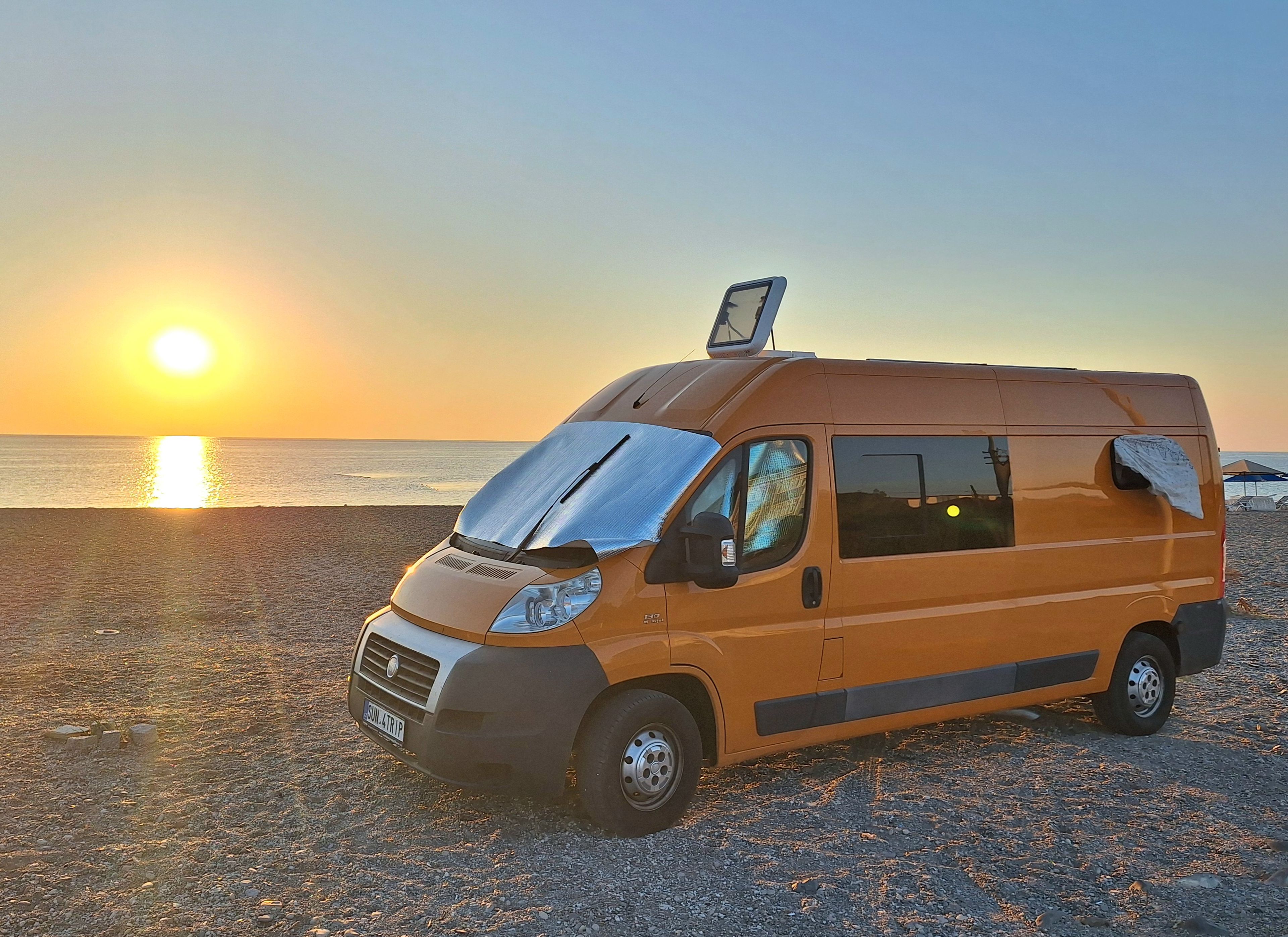 main caravan image