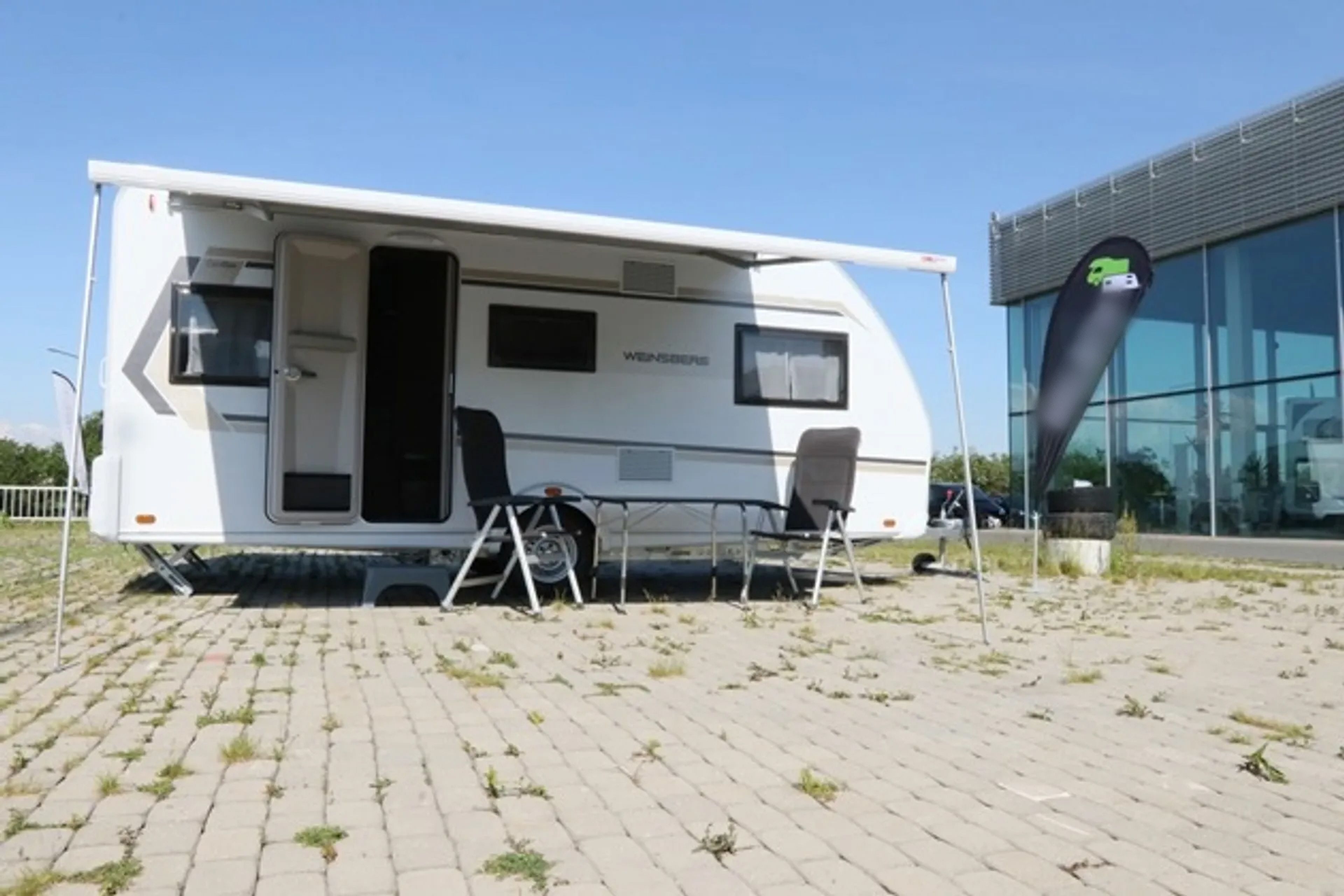 main caravan image