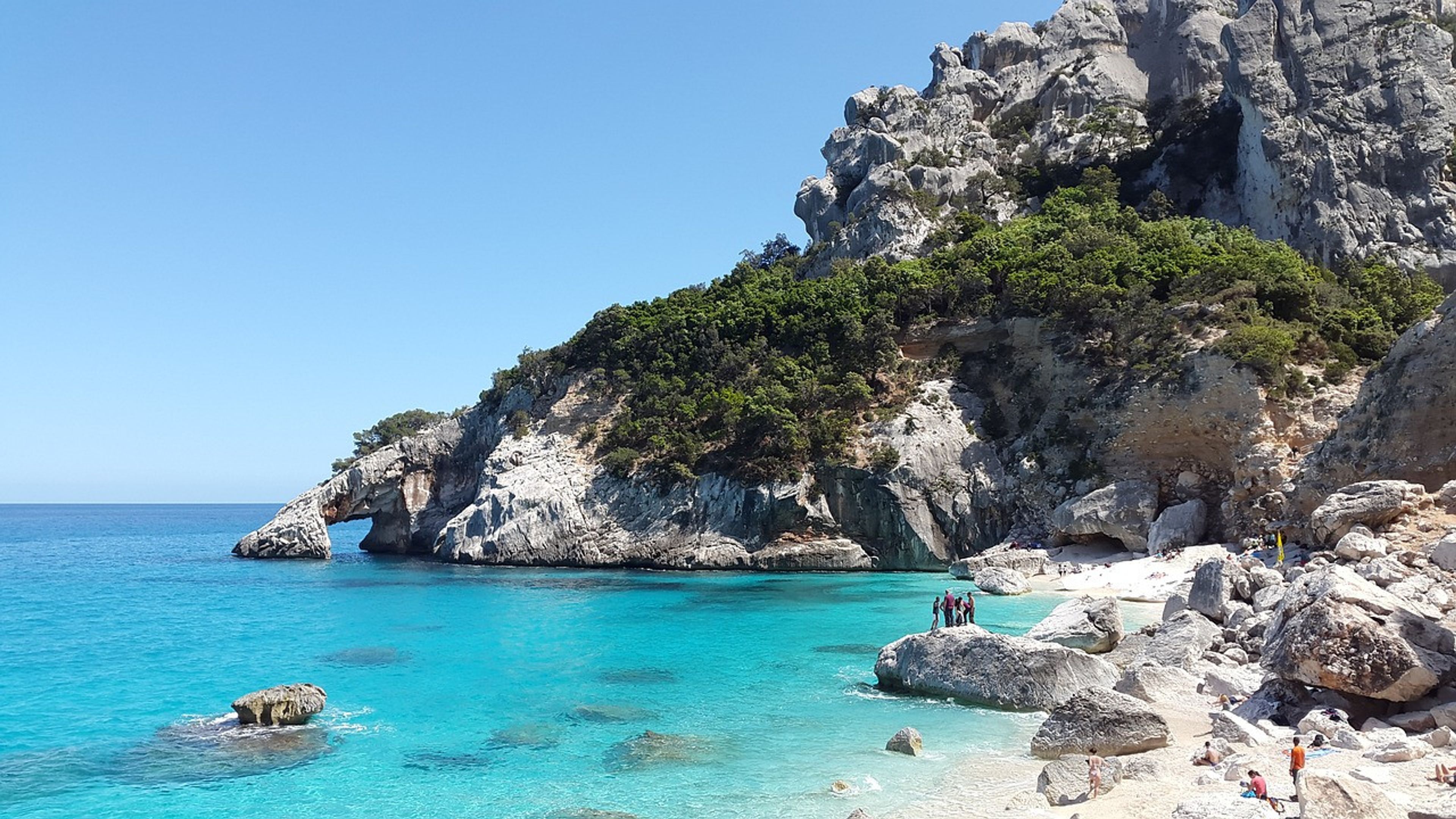 Sardinien mit dem Wohnmobil: Die besten Campingplätze & Tipps