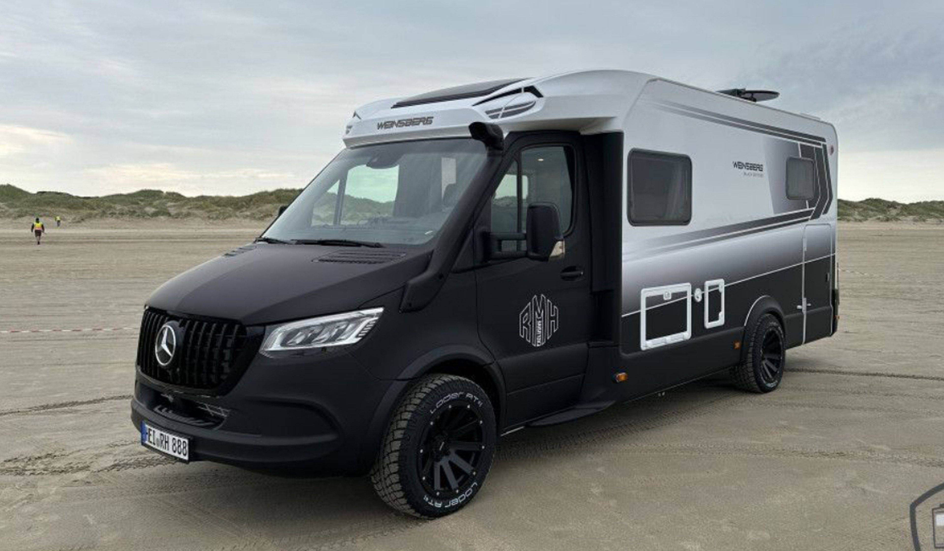 main caravan image