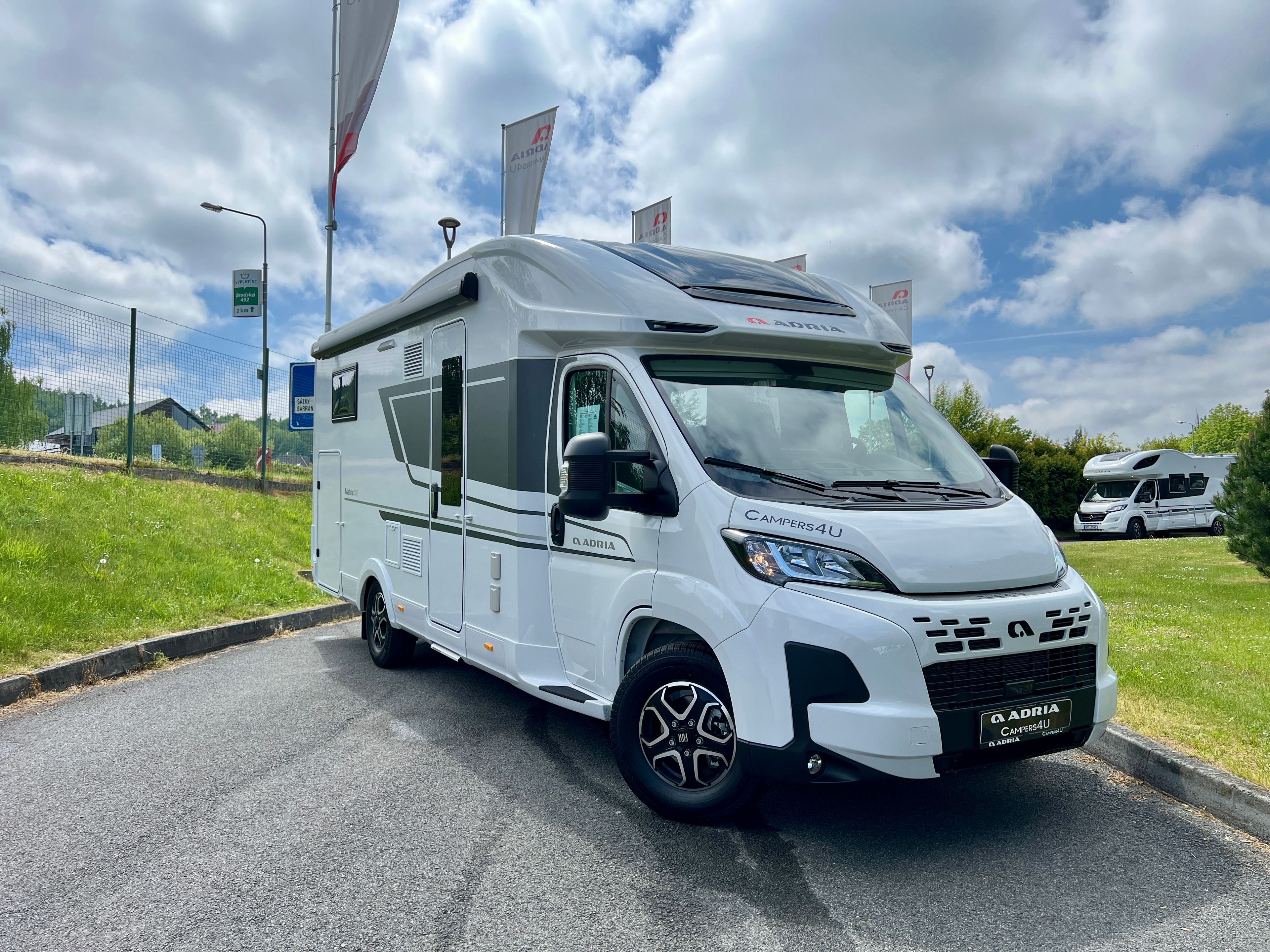 main caravan image