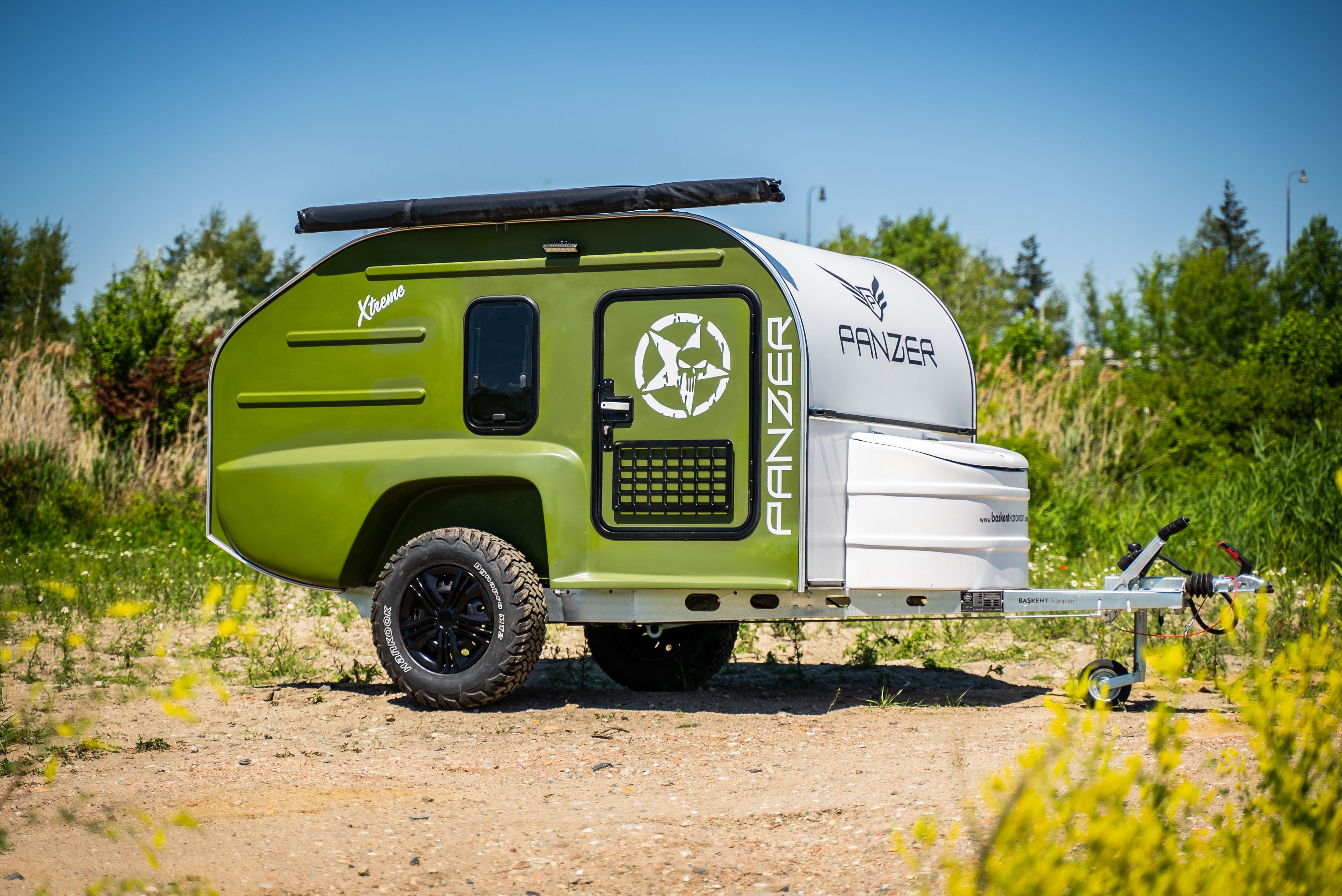 main caravan image