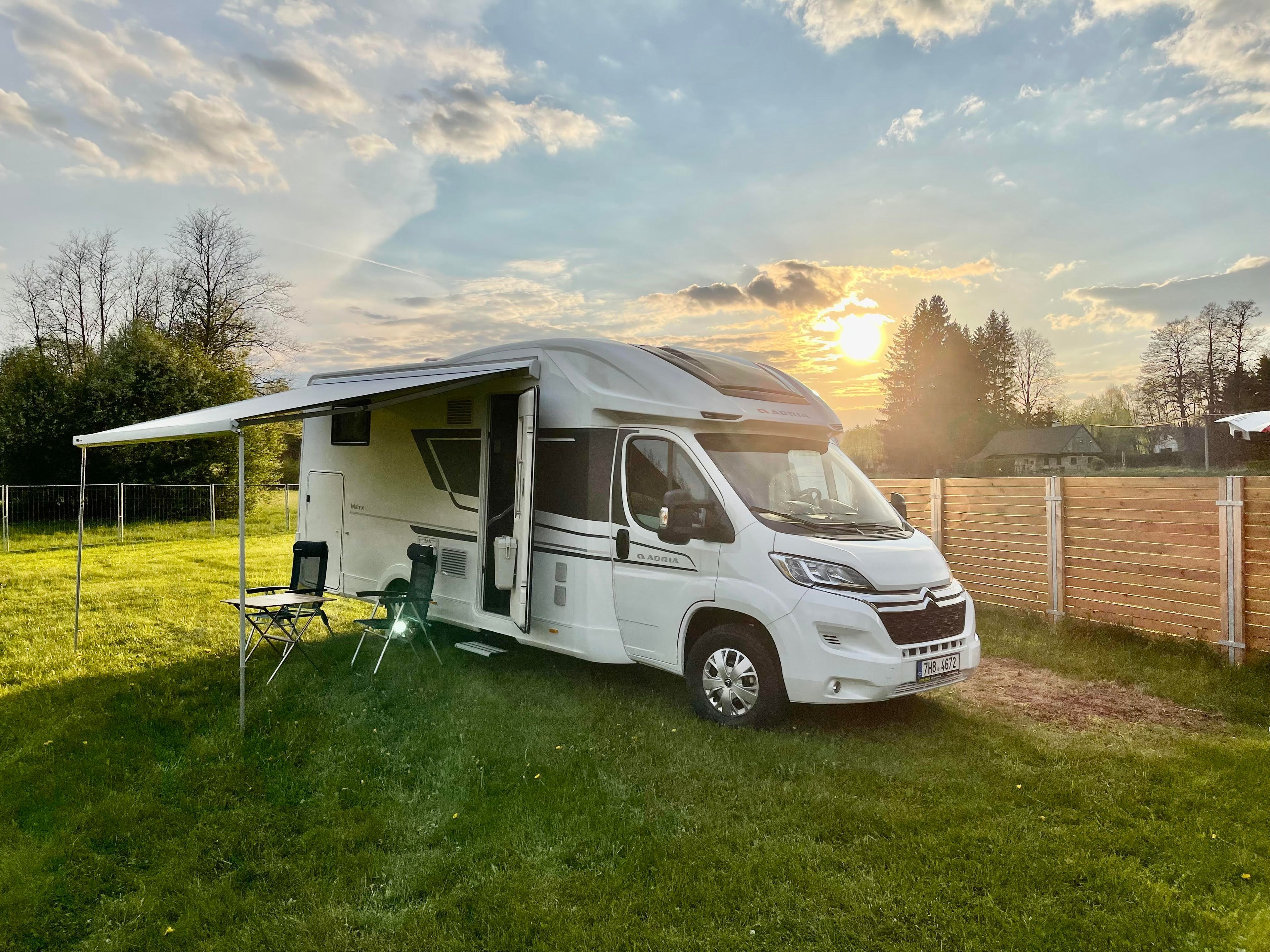 main caravan image
