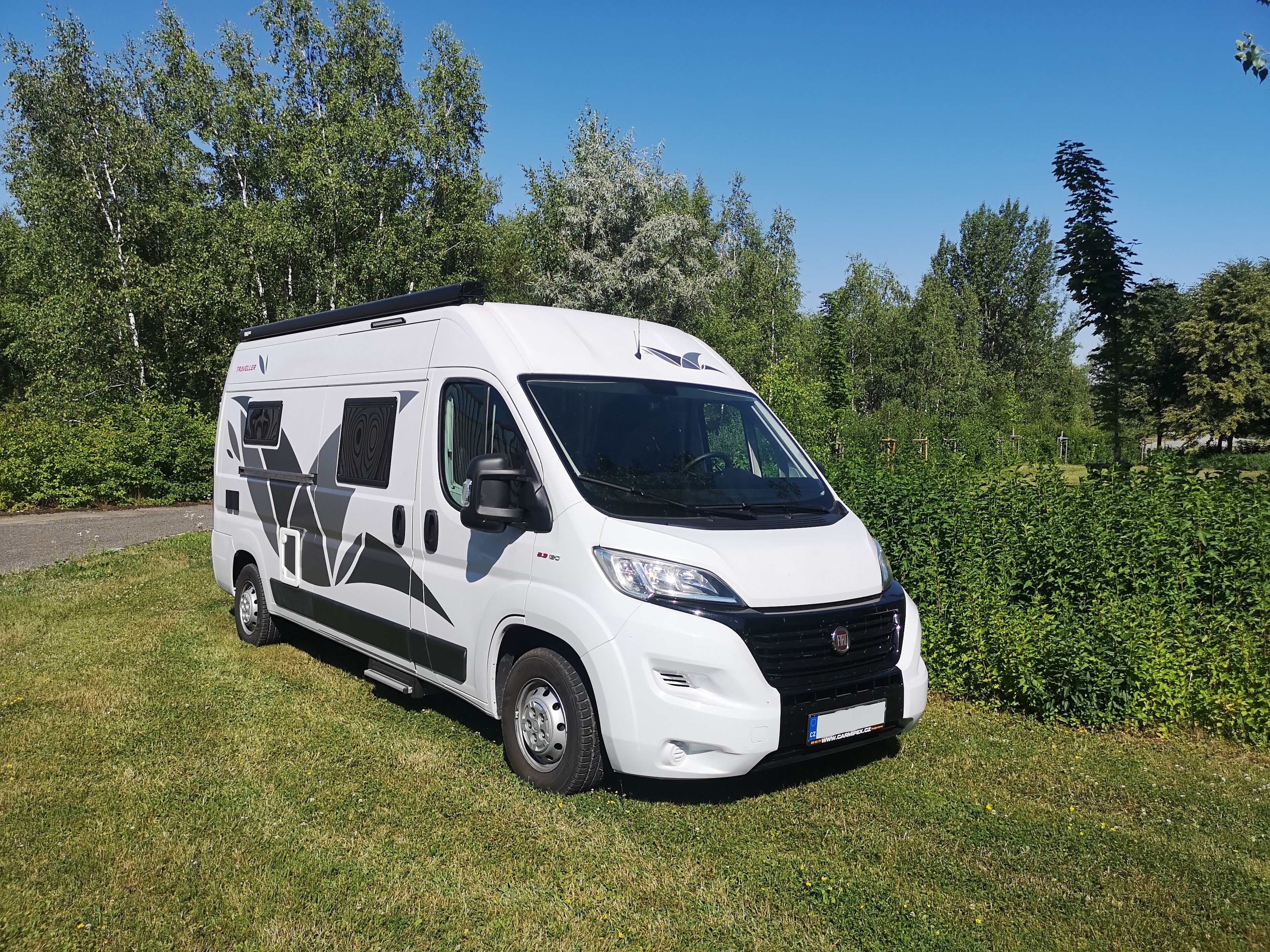 main caravan image