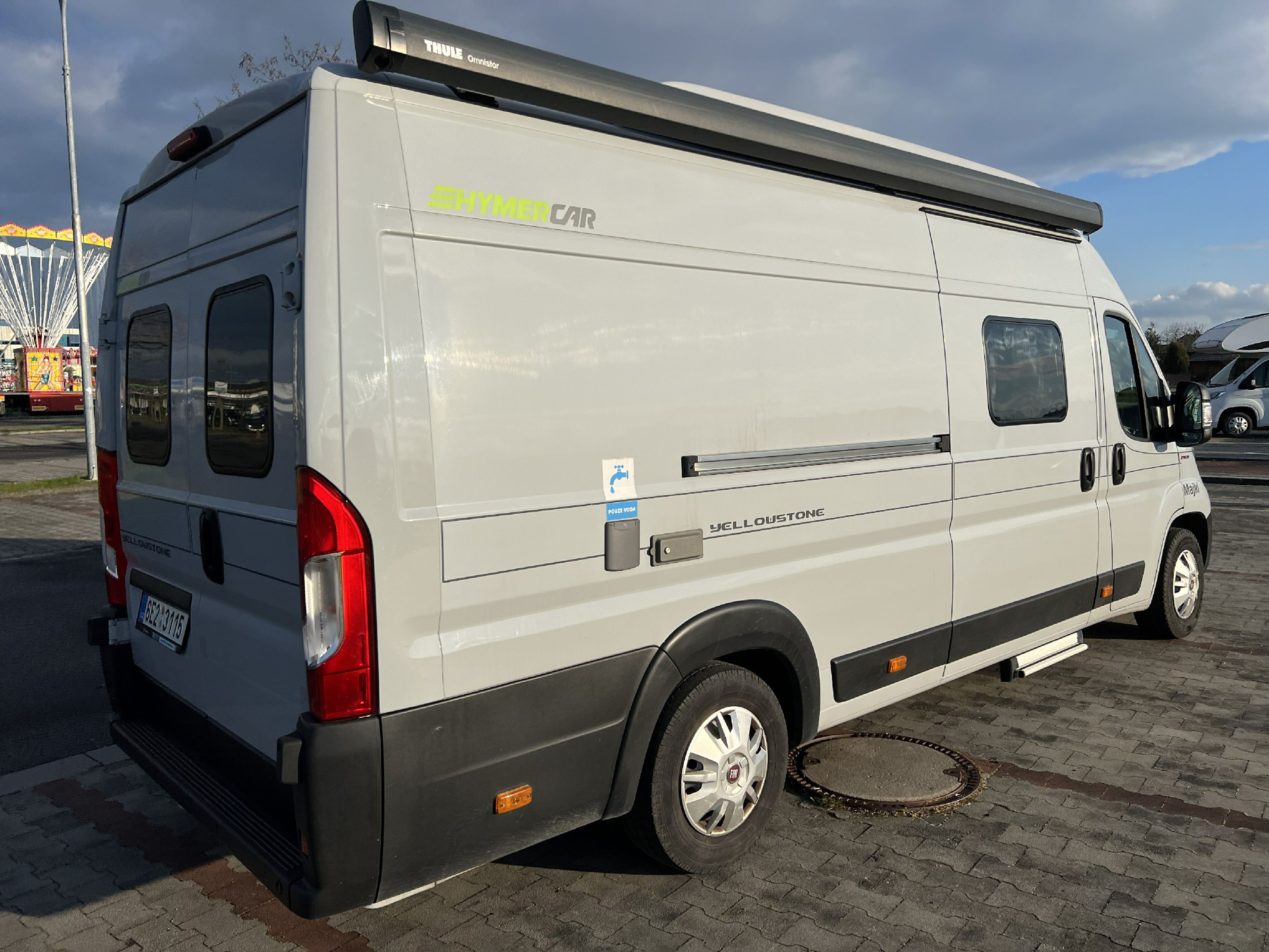 Hymer Yellowstone - Campervan | Campiri.com