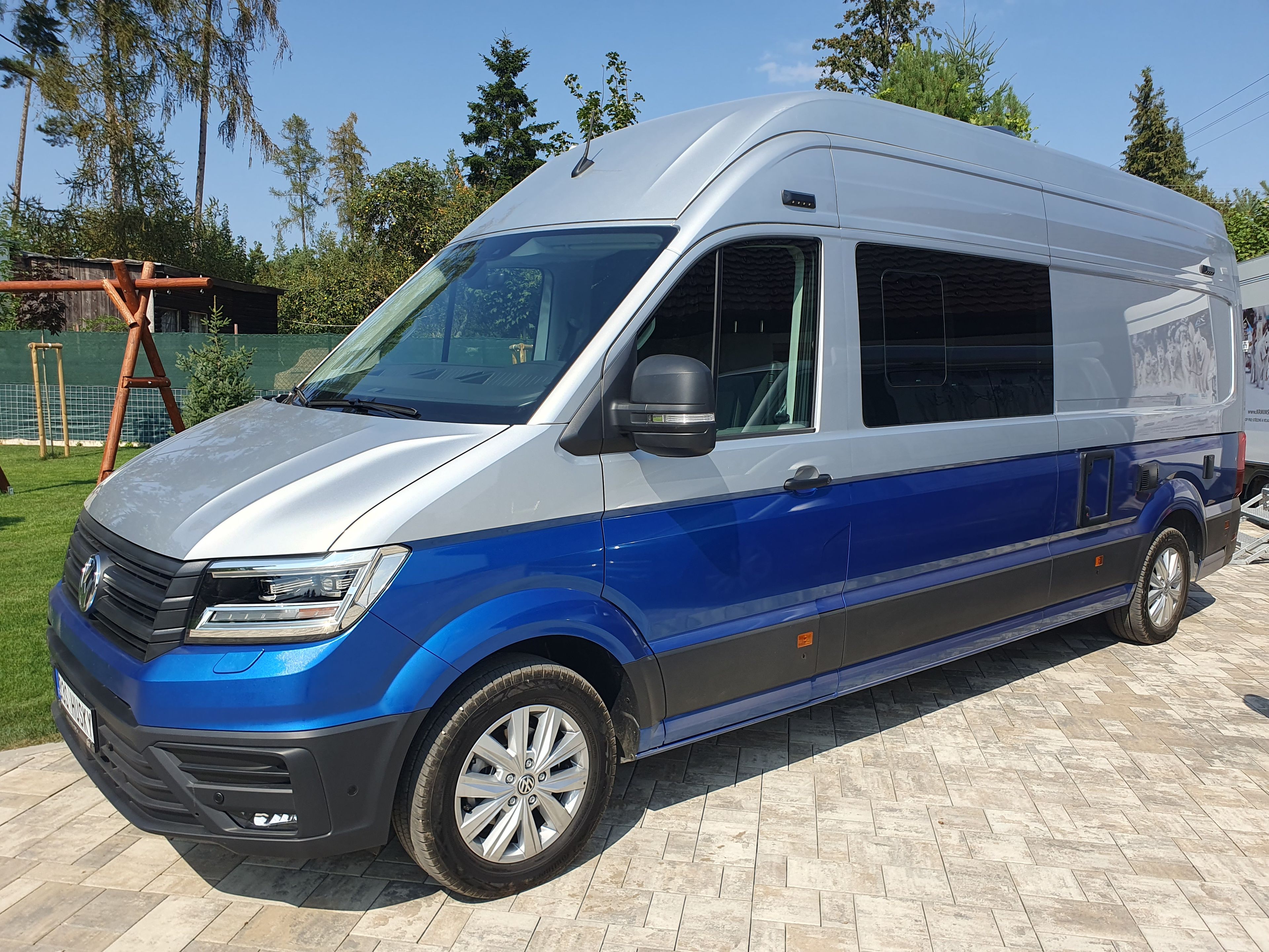 main caravan image