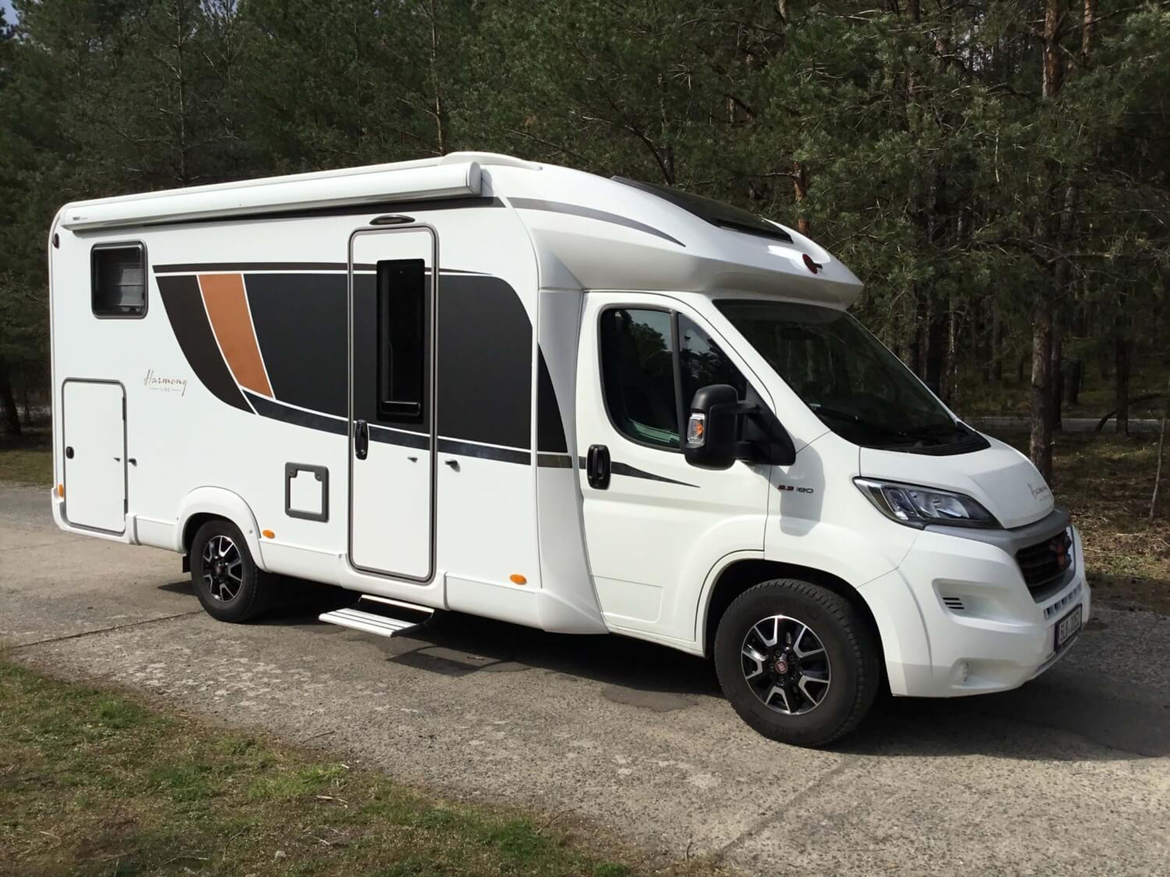 main caravan image
