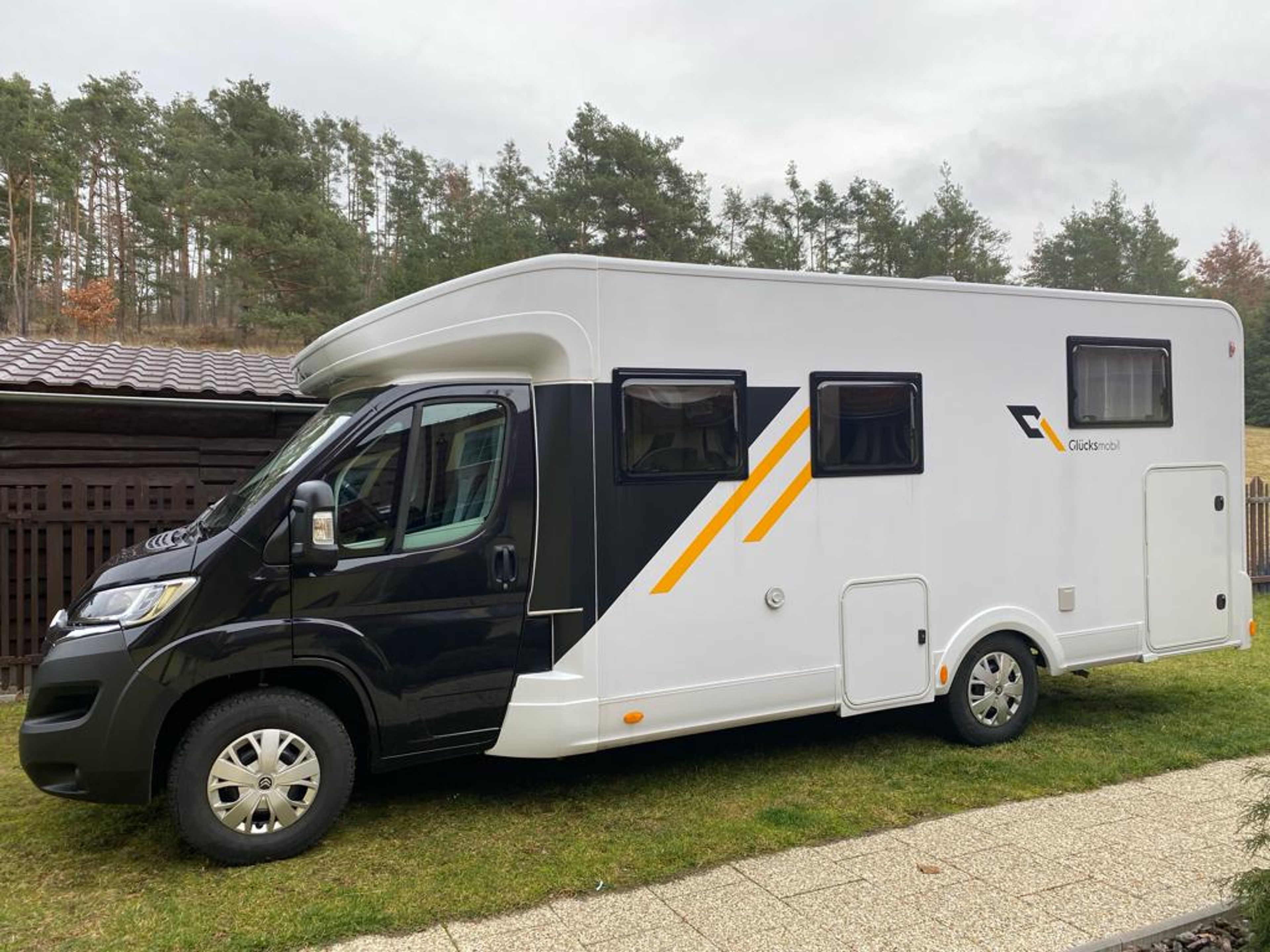 main caravan image