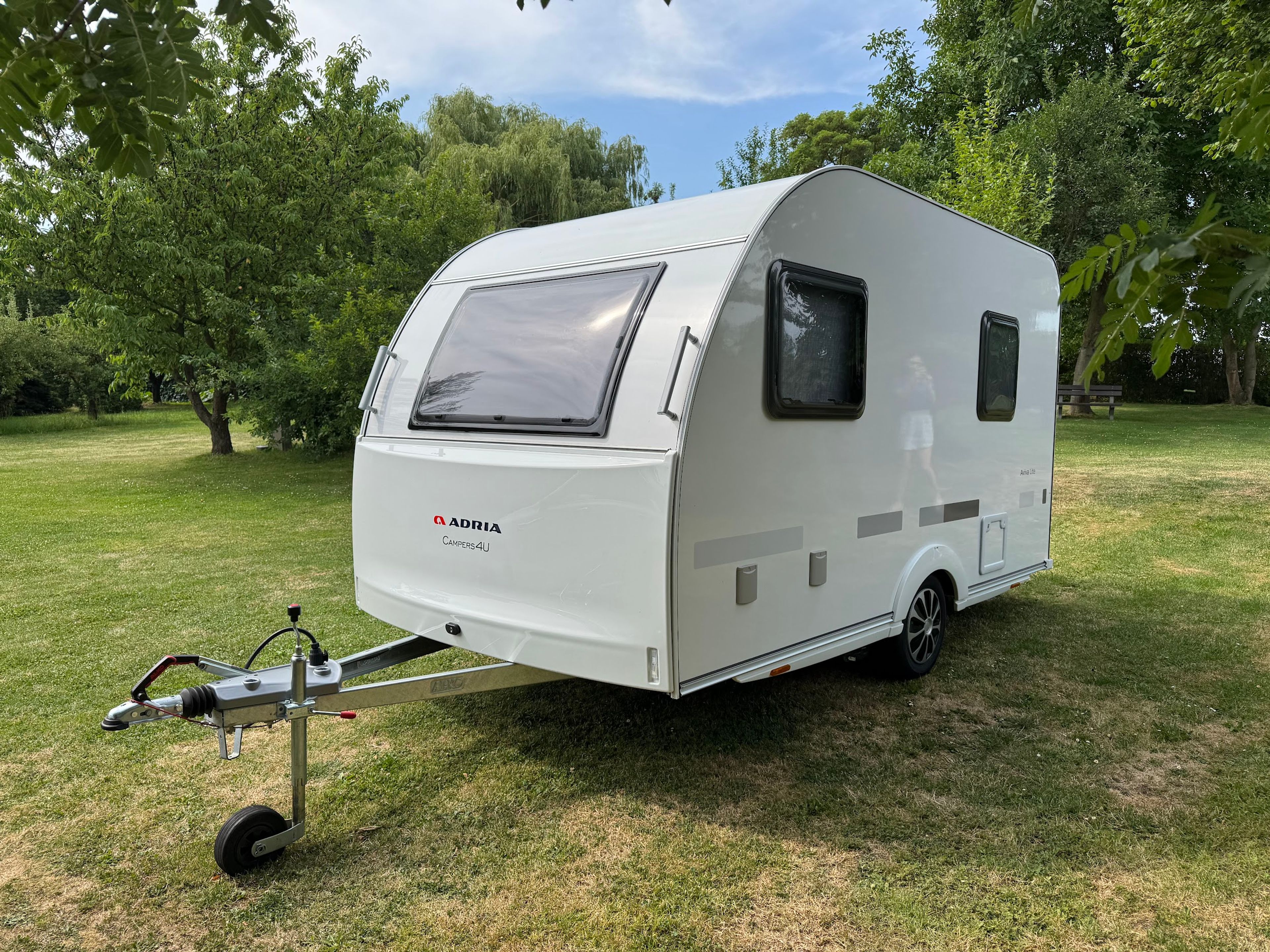 main caravan image