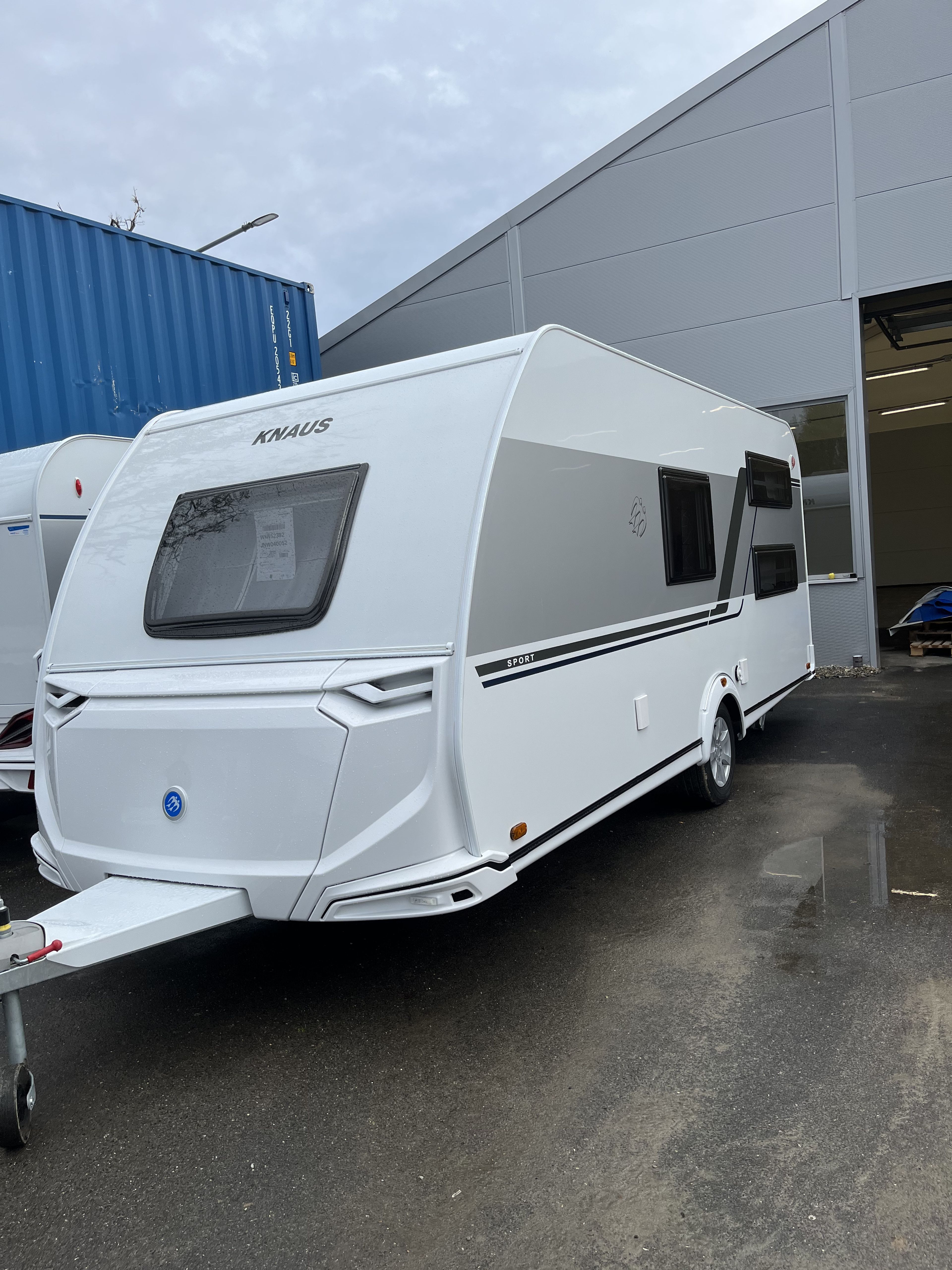 main caravan image
