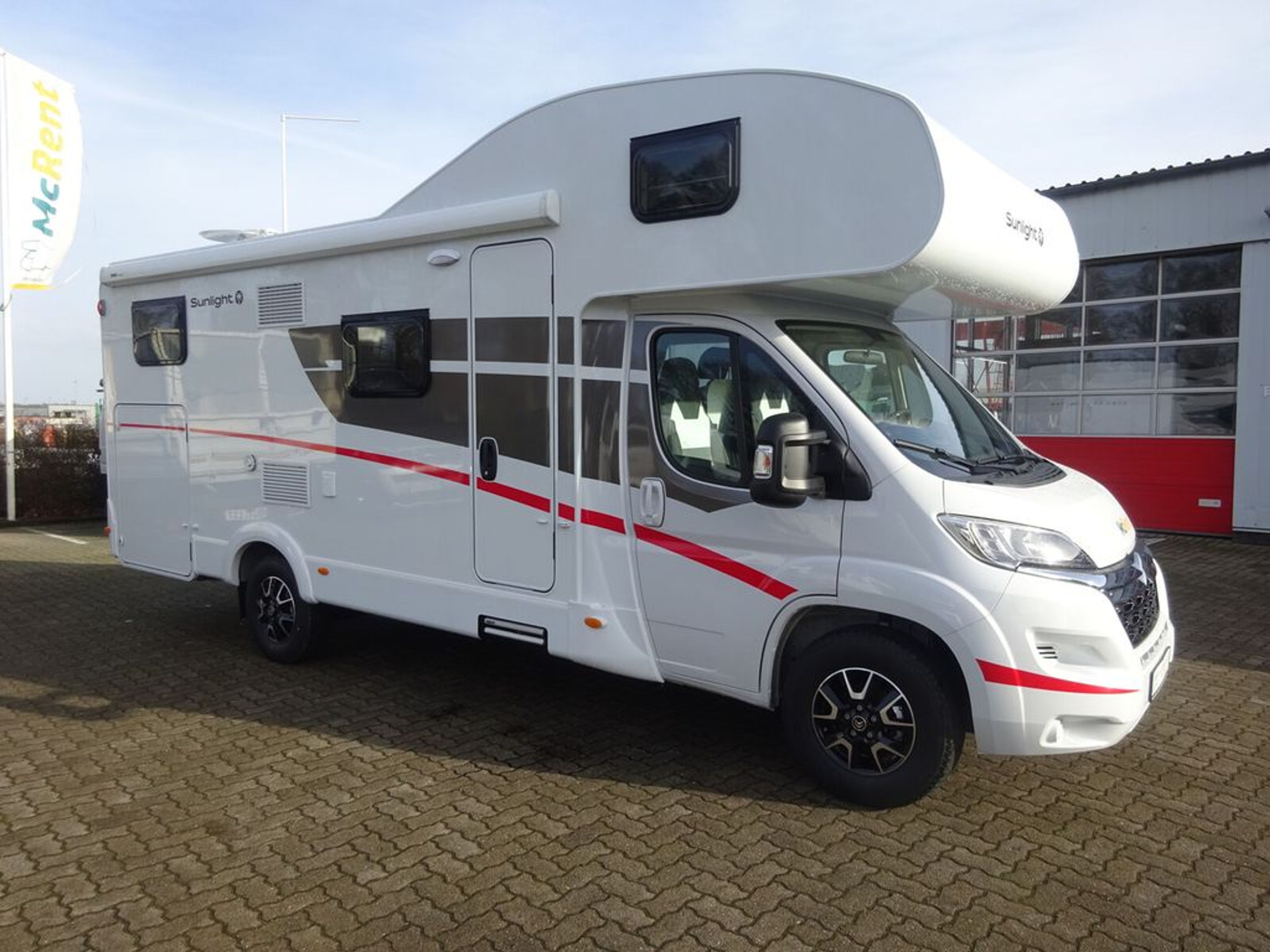 main caravan image