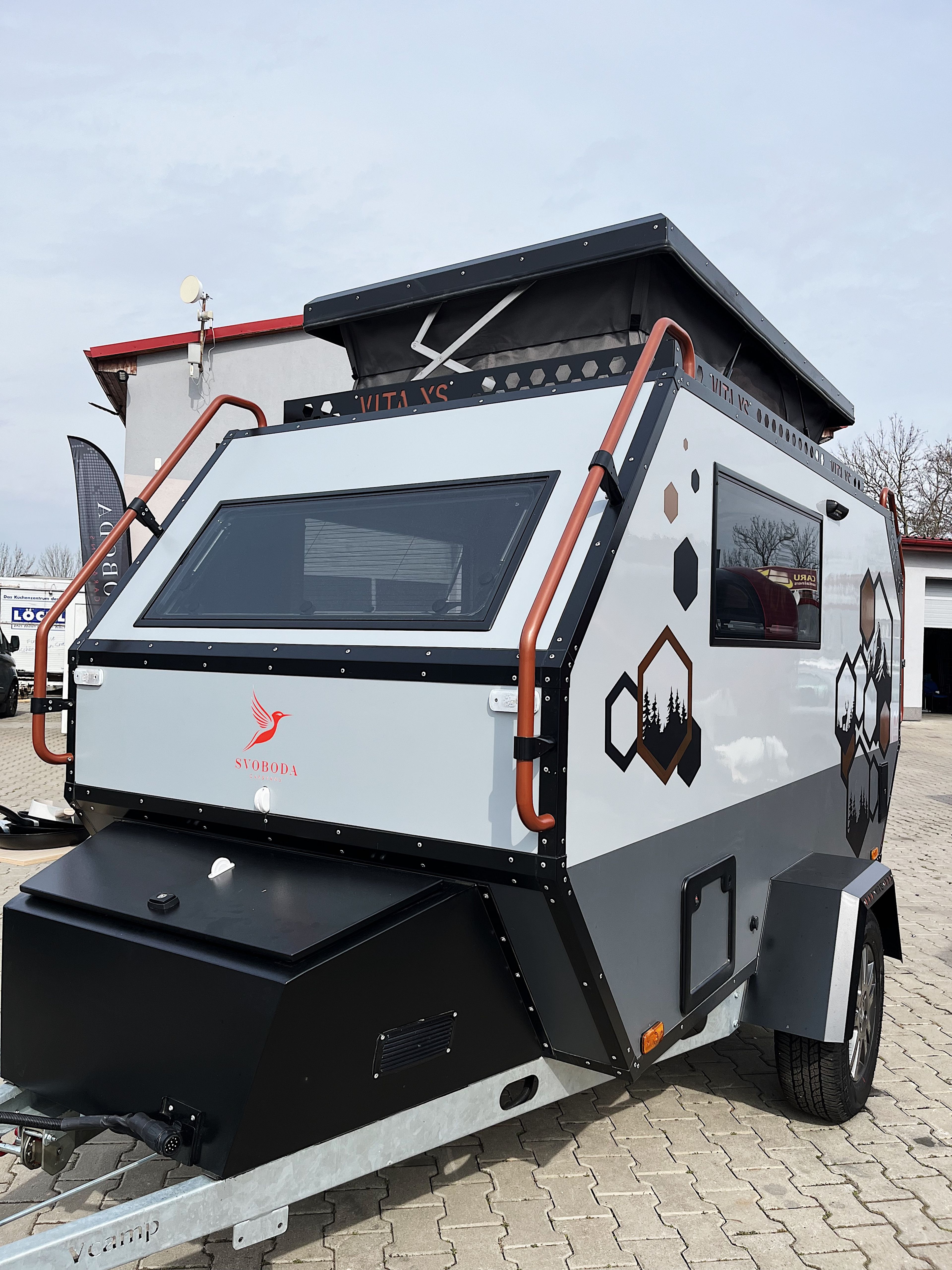 main caravan image