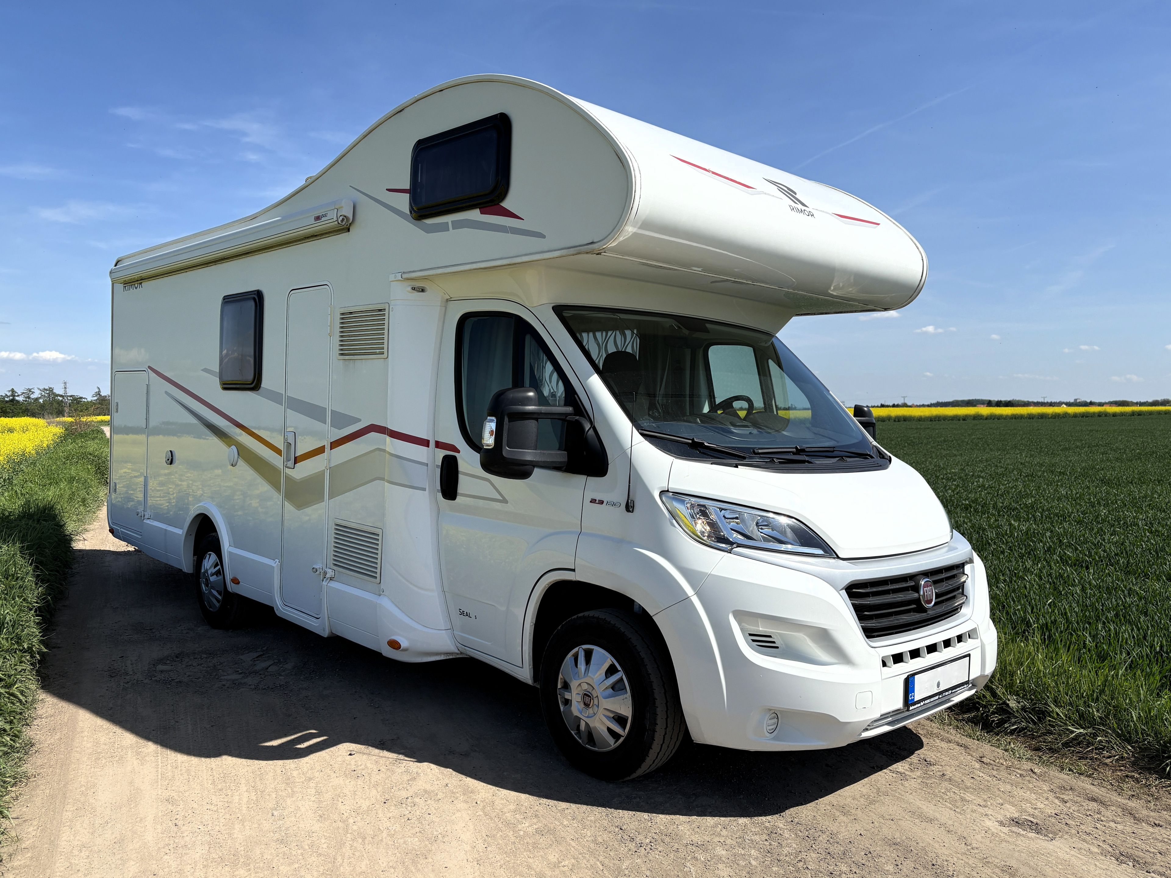 main caravan image