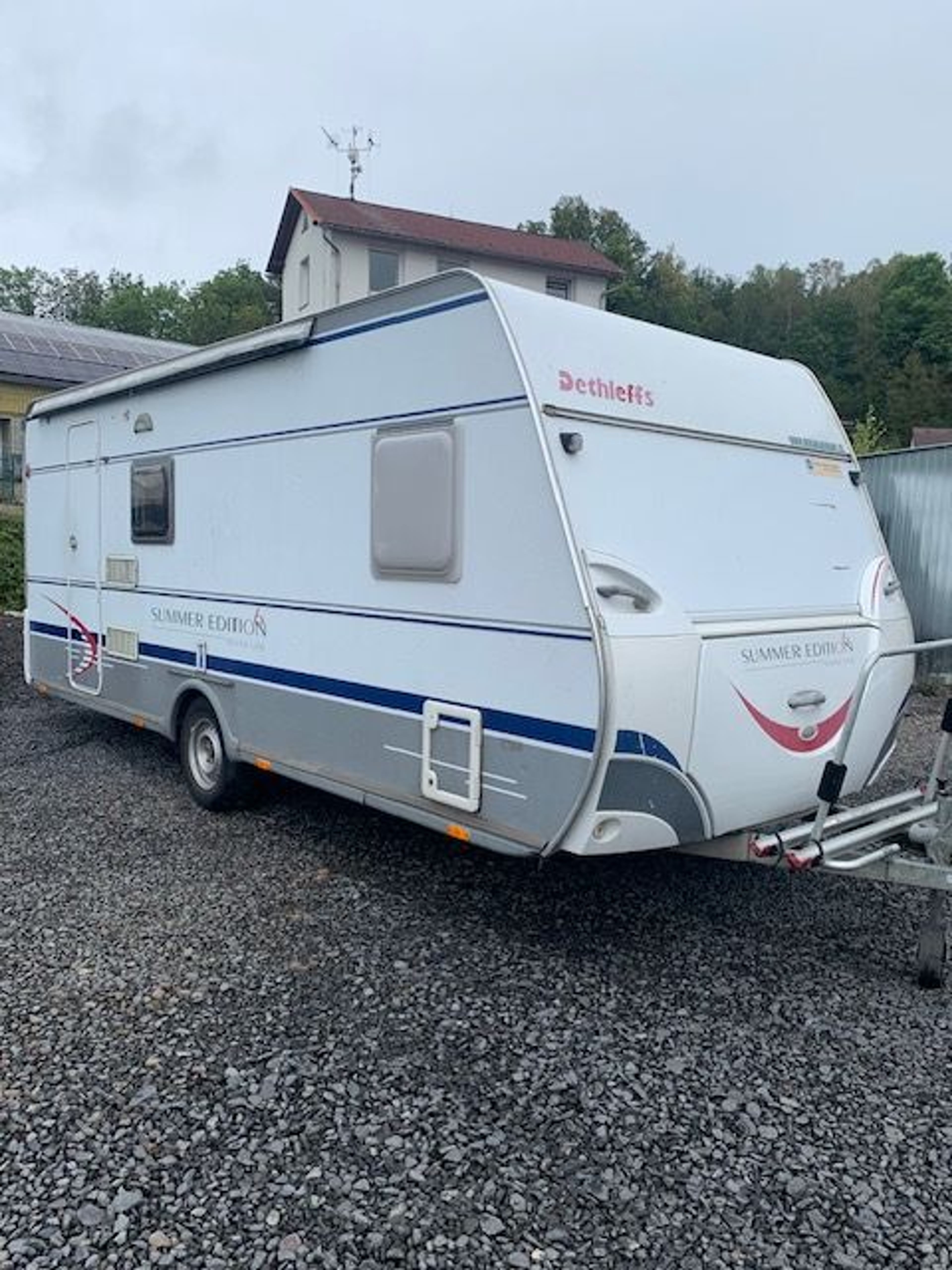 main caravan image