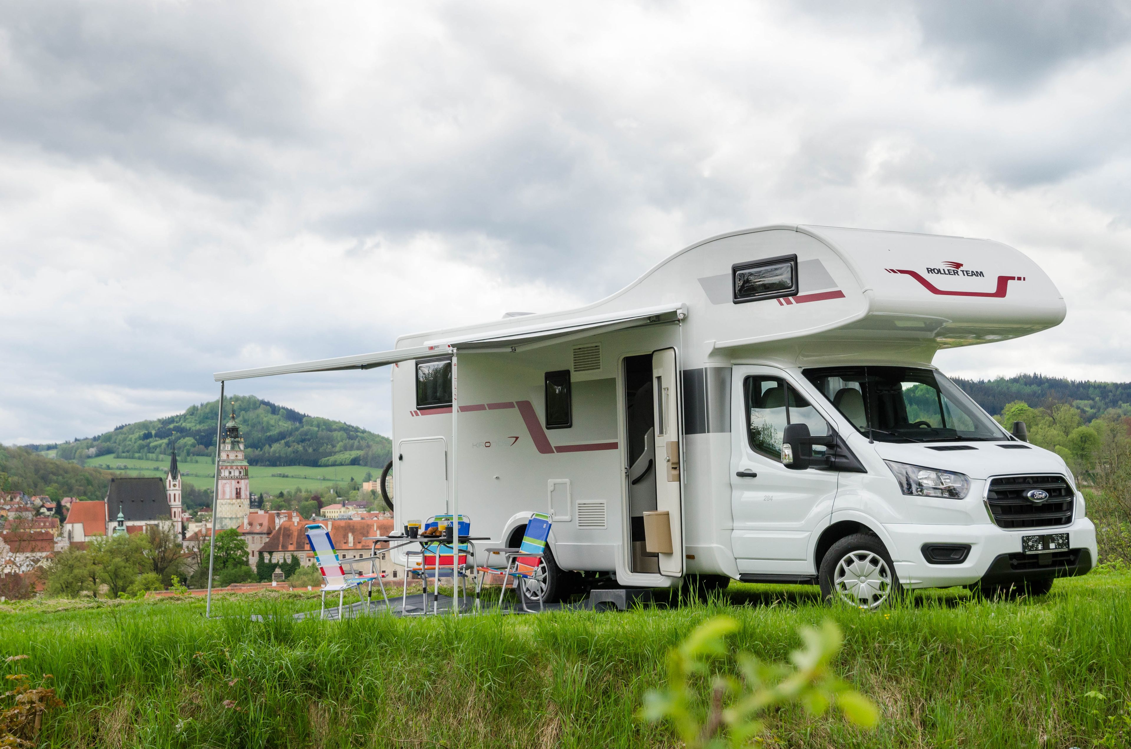 main caravan image