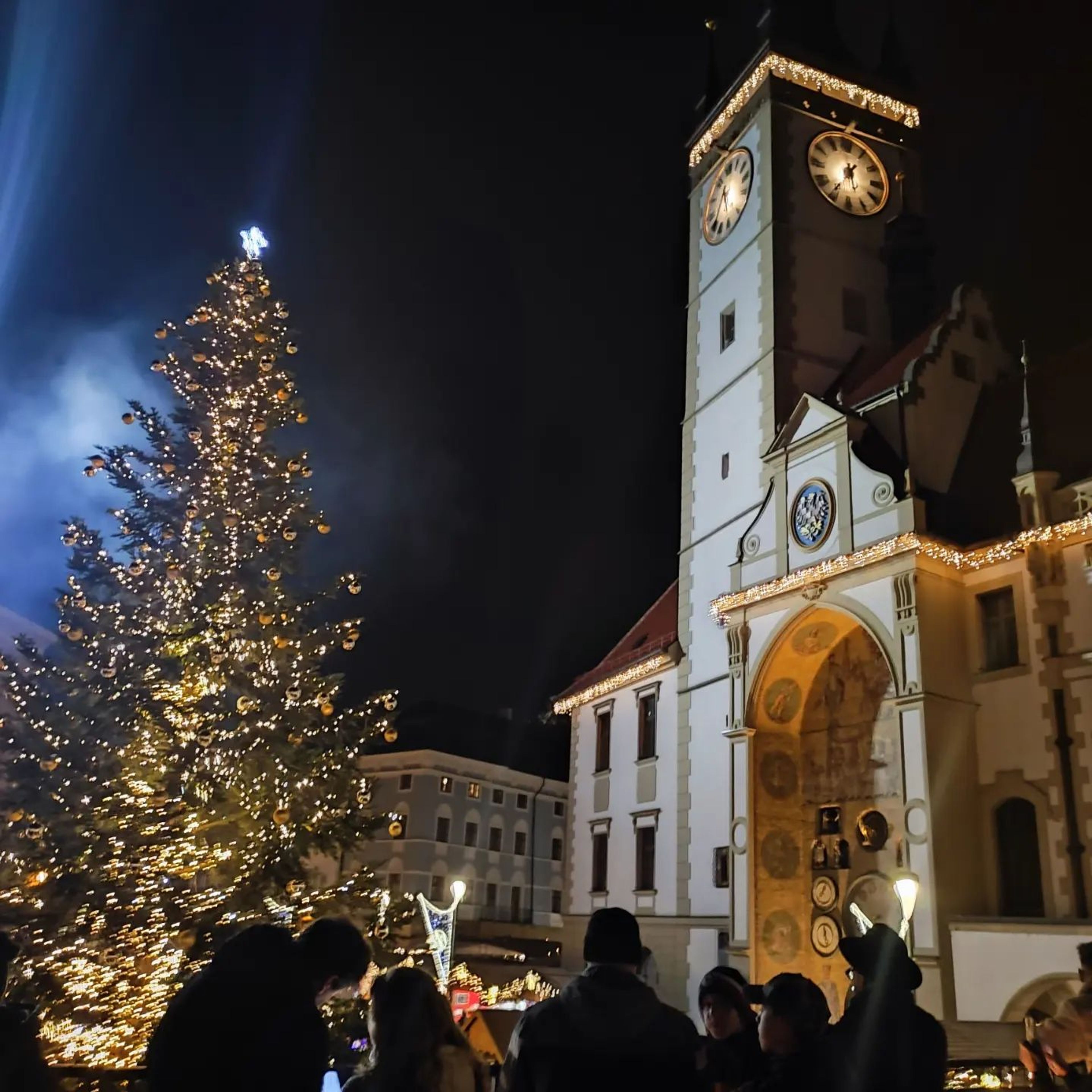 Vánoční trhy v Olomouci. Užijte si adventní atmosféru v obytném autě