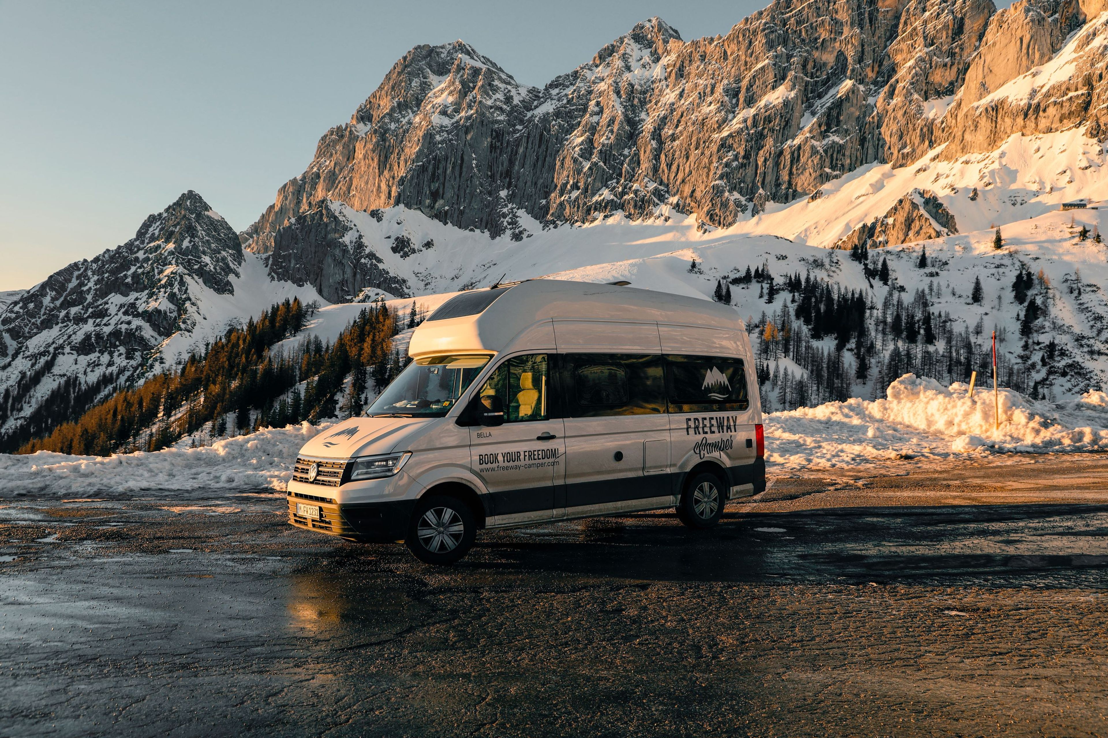 VW Grand California im Winter in Deutschland