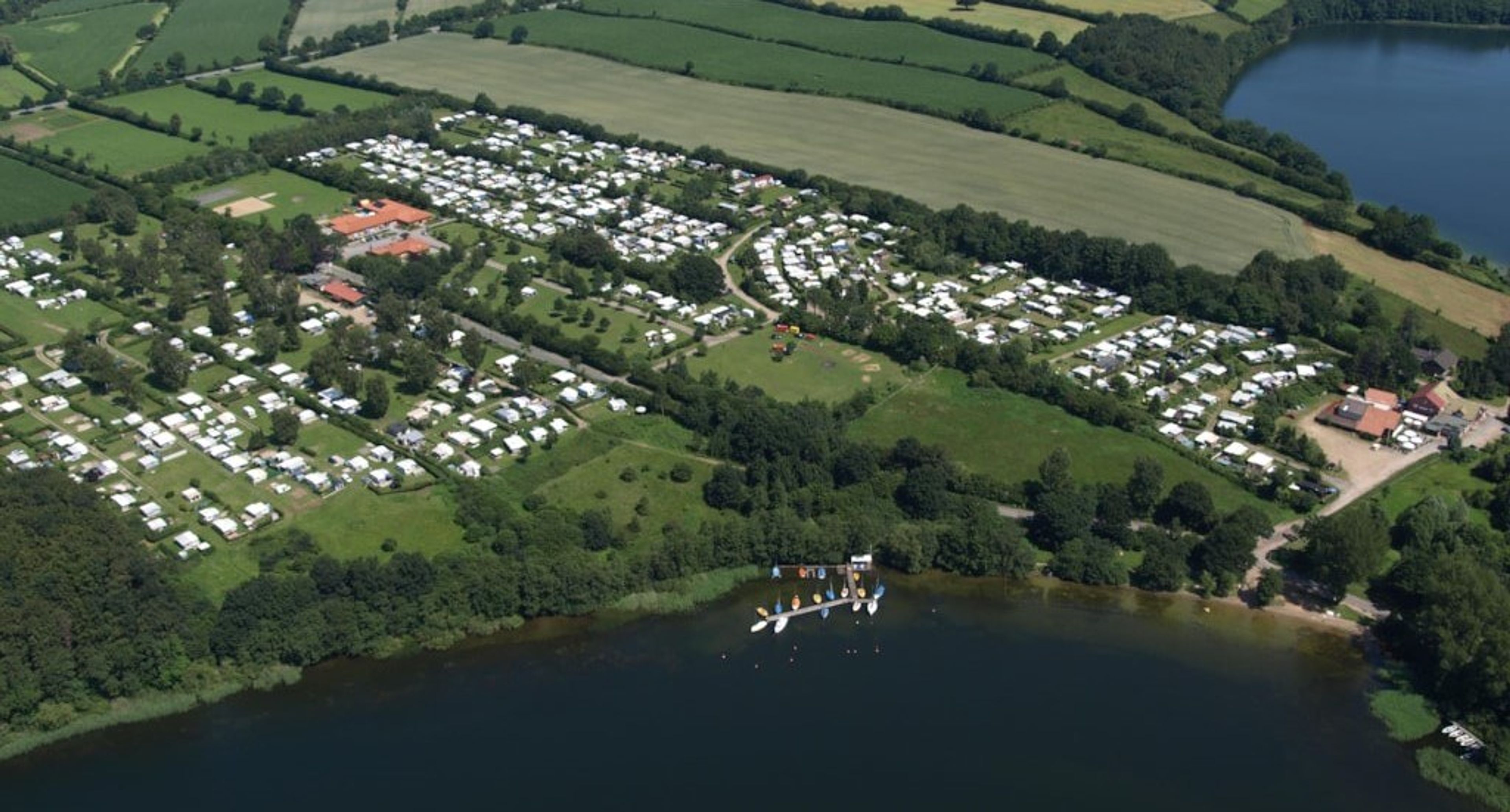 Komfortcamp KlüthseeCamp und Naturcamp Seeblick