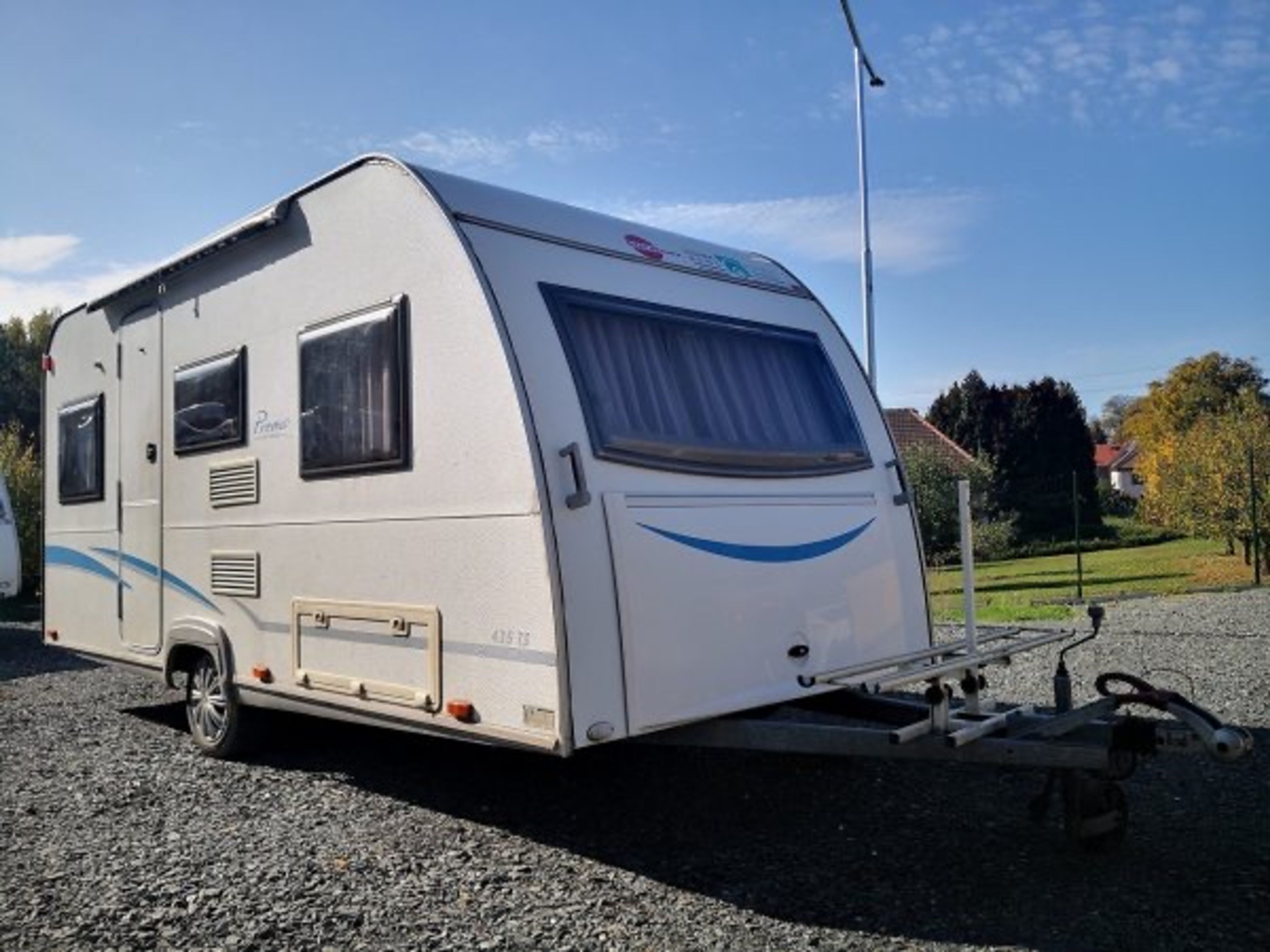 main caravan image