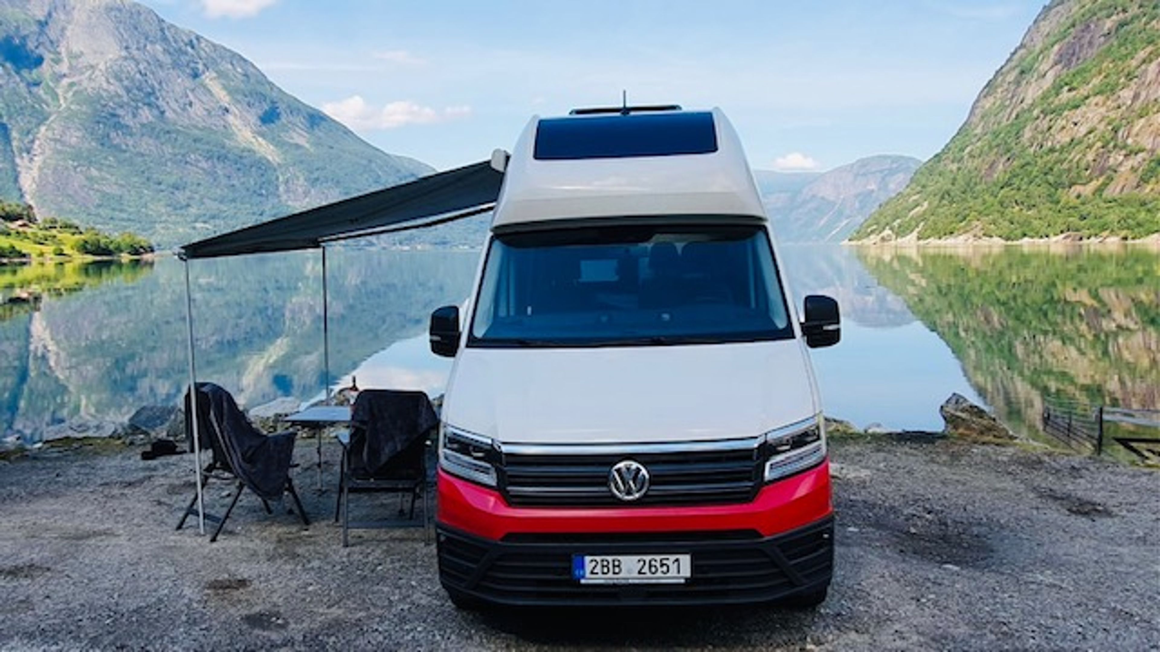 main caravan image