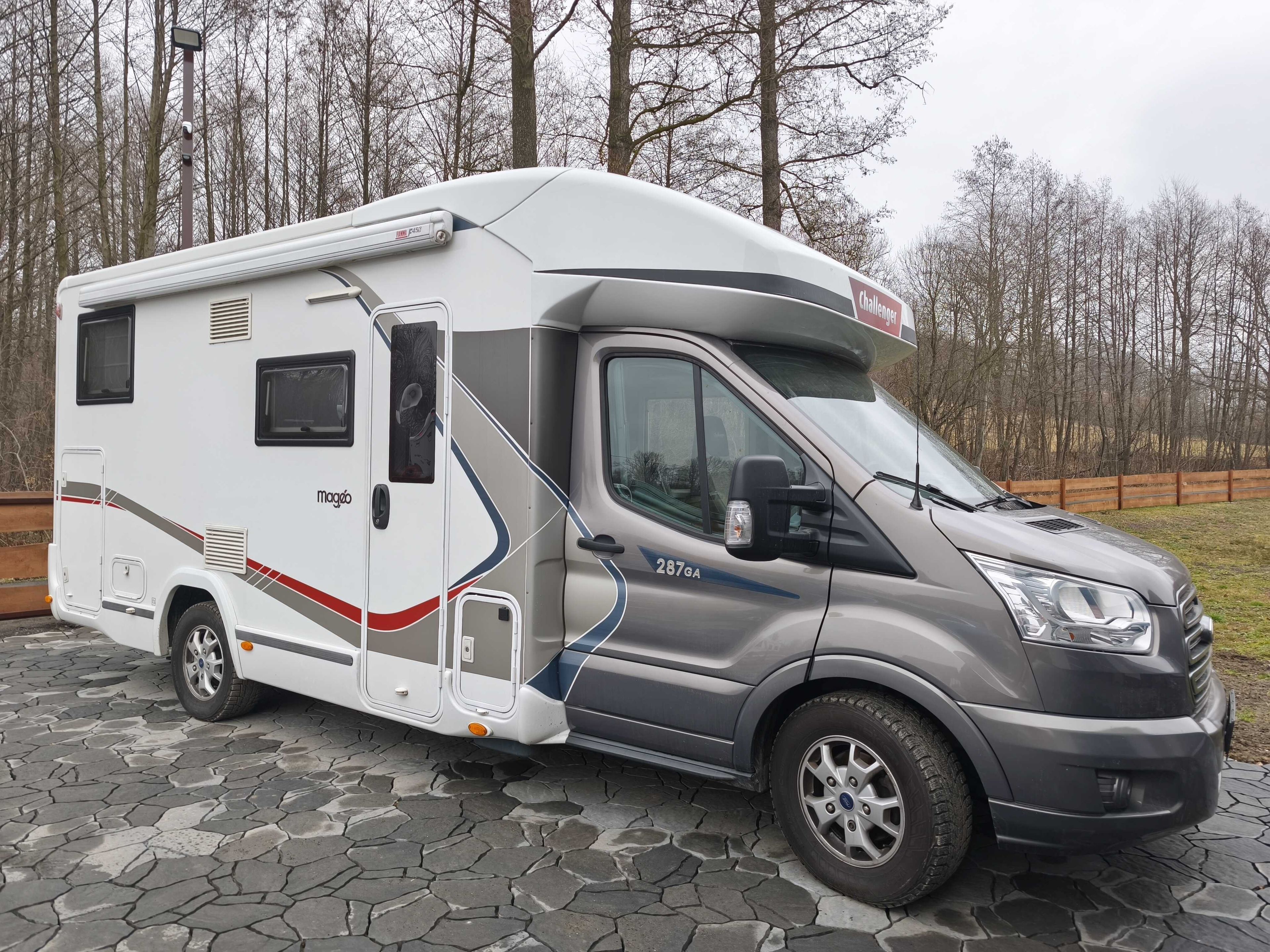 main caravan image