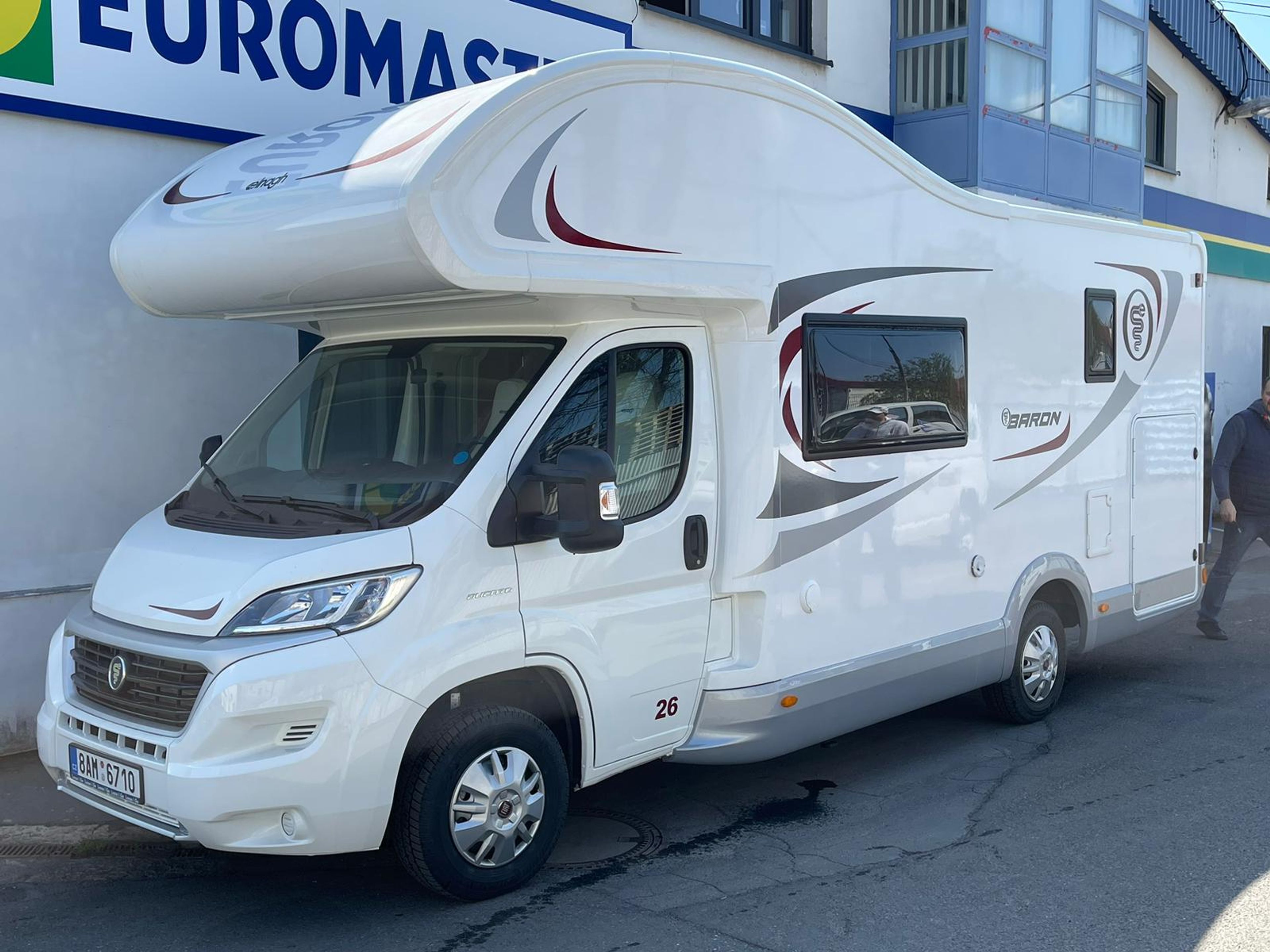 main caravan image