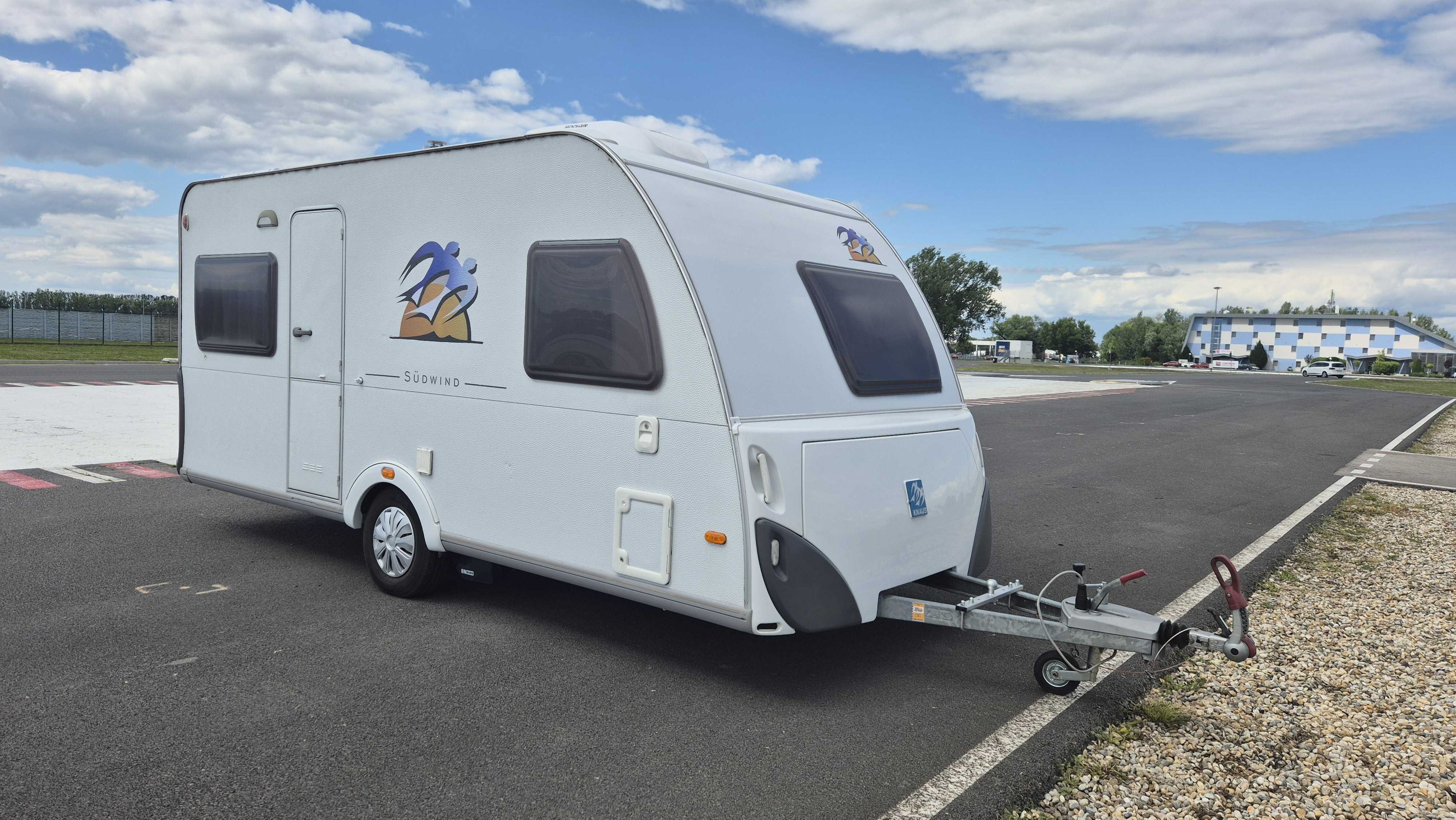 main caravan image