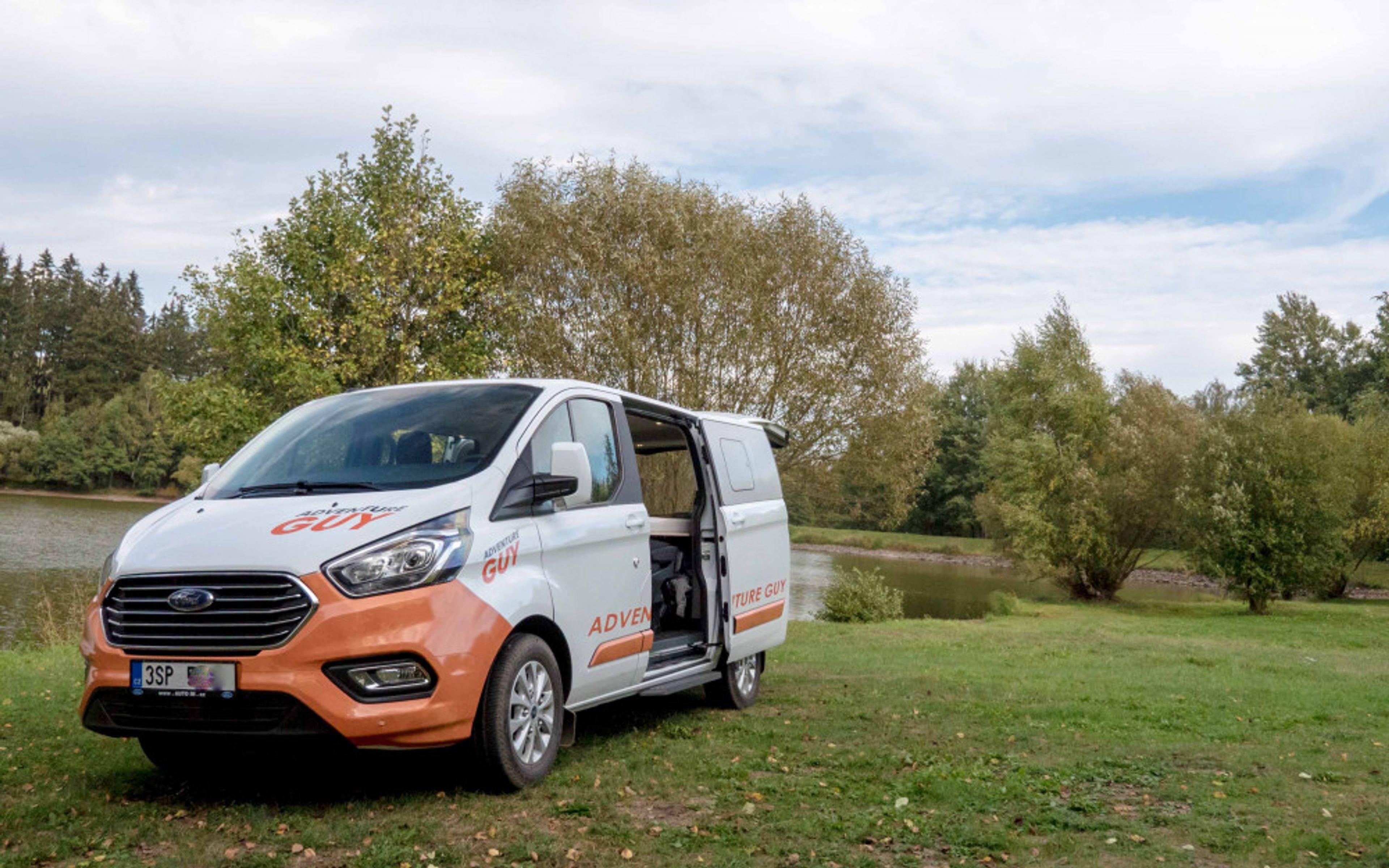 main caravan image