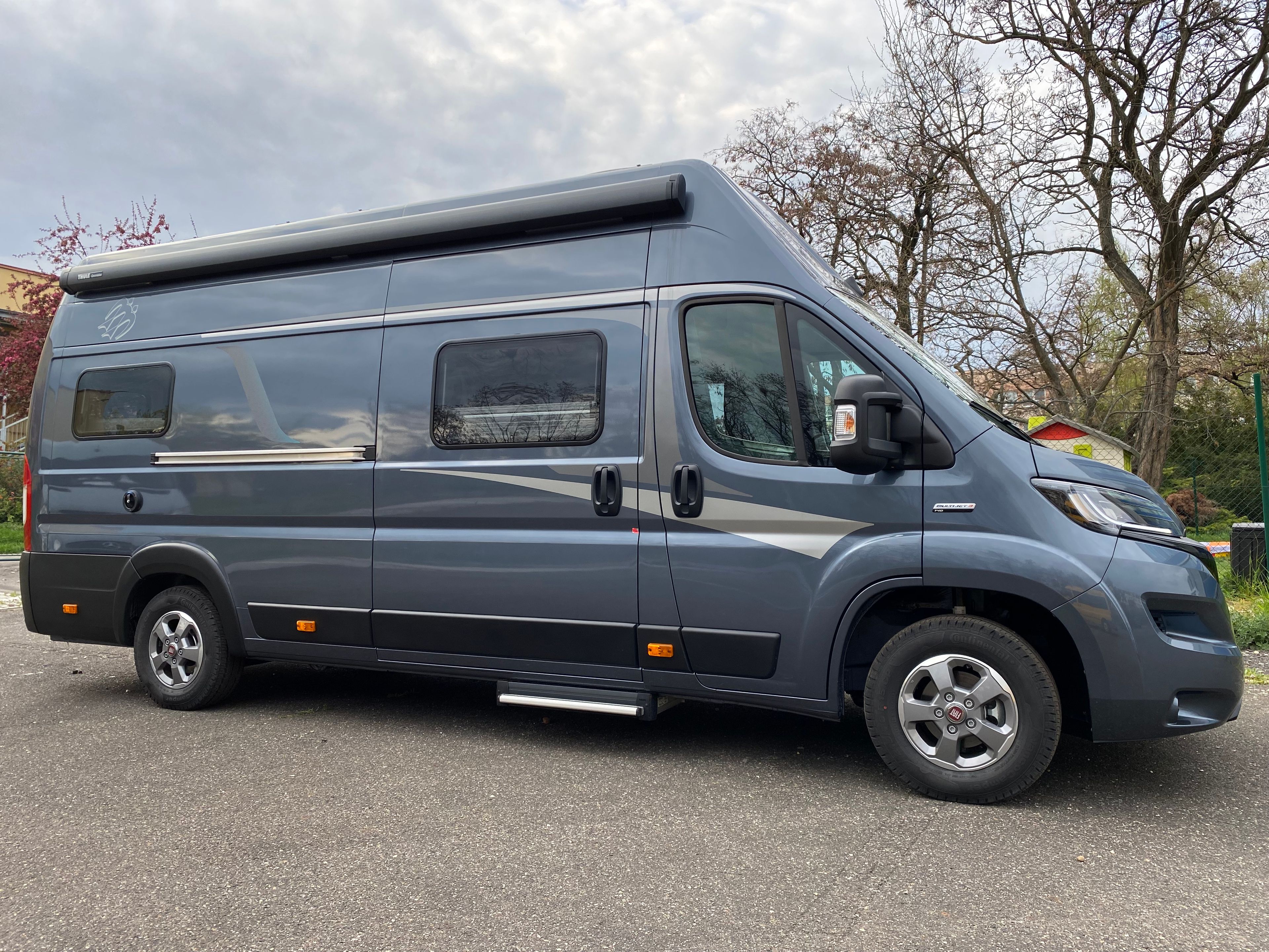 main caravan image