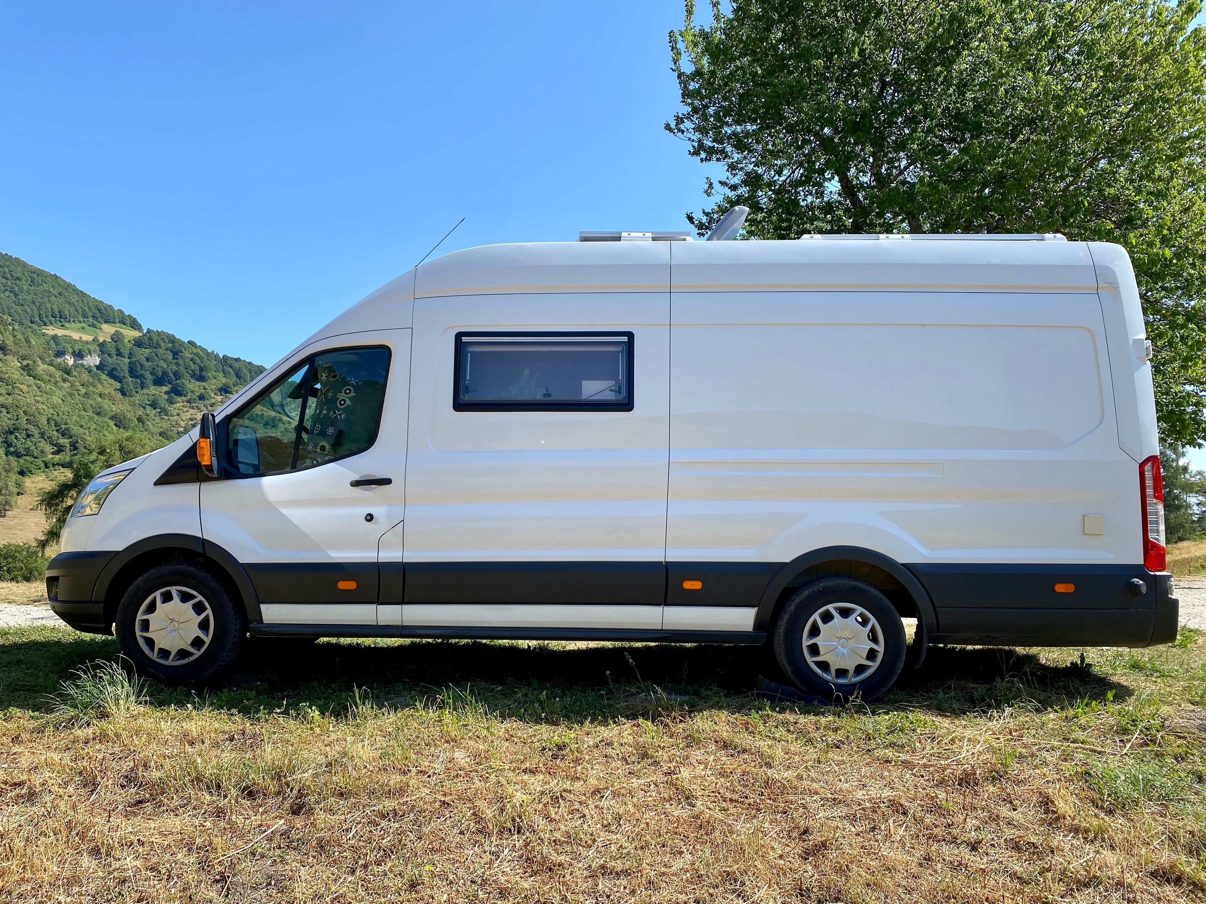 main caravan image